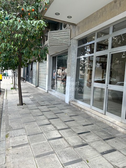 Proprietate 9