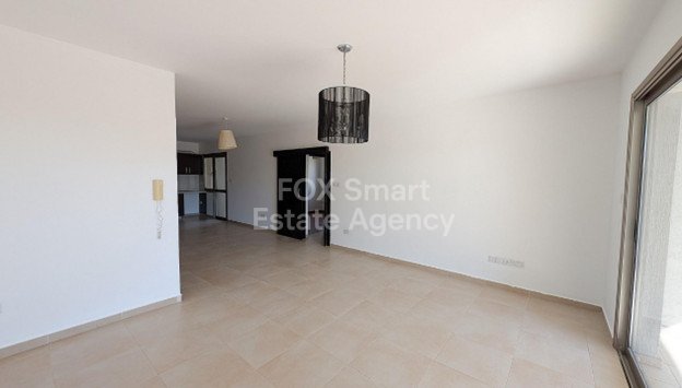 Apartment in Ypsonas - Image 3