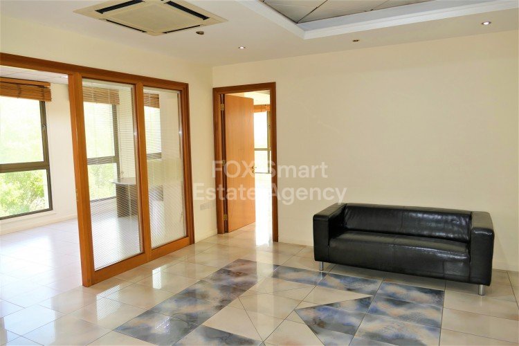 House in Nicosia - Image 4