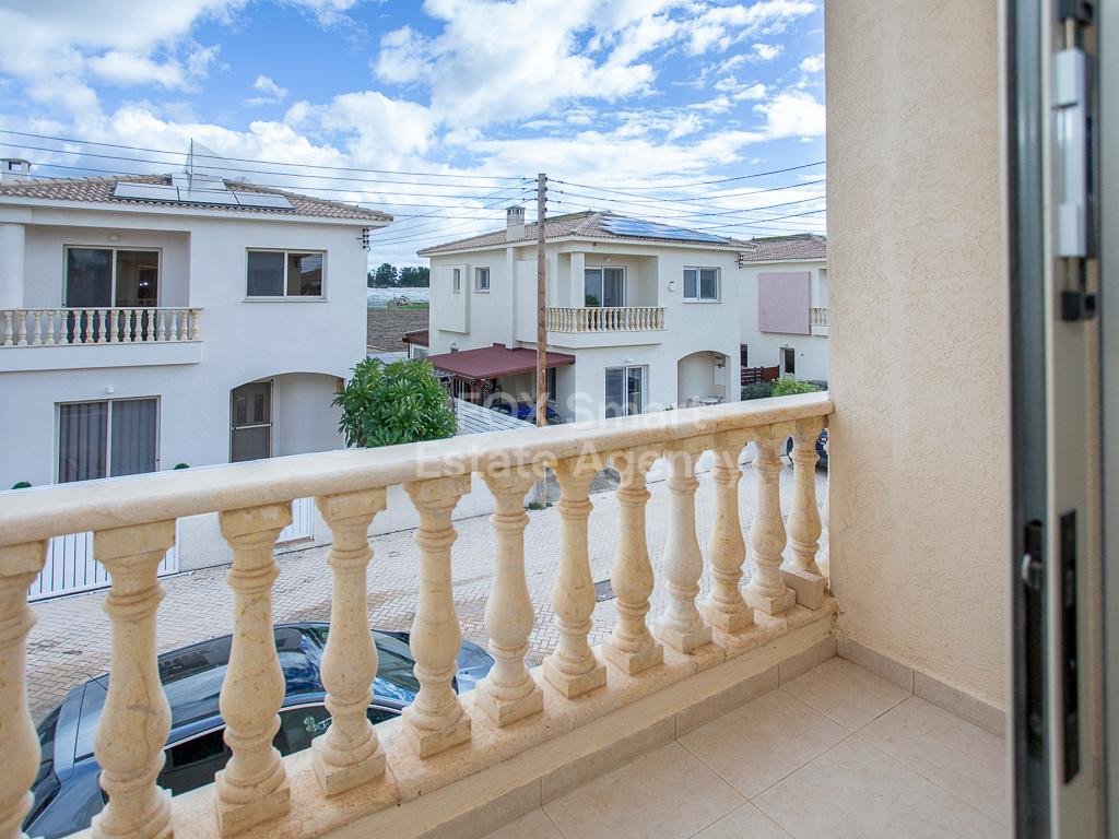 House in Mandria - Image 3