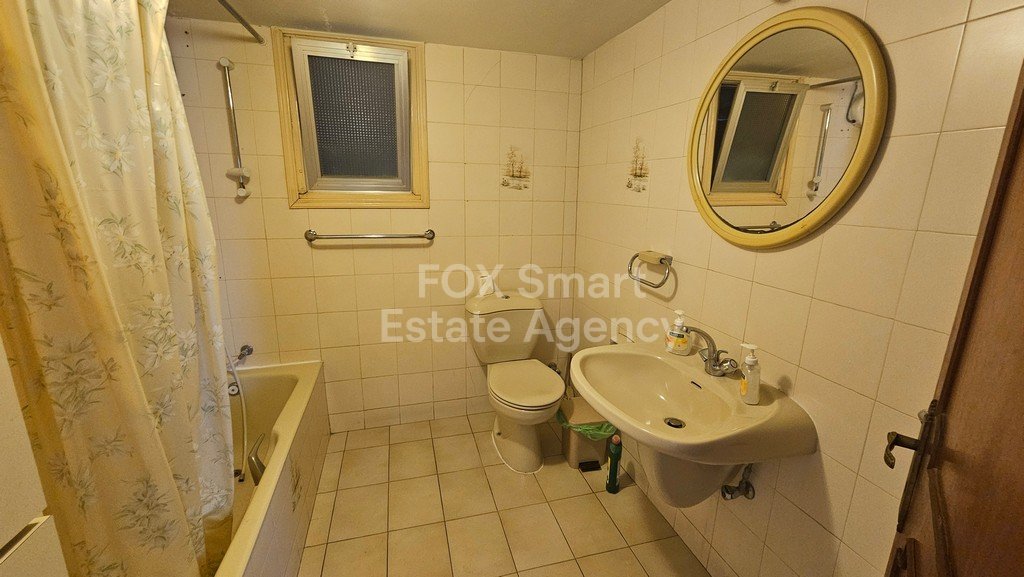 For Sale 3 Bedrooms  Apartment in Strovolos.