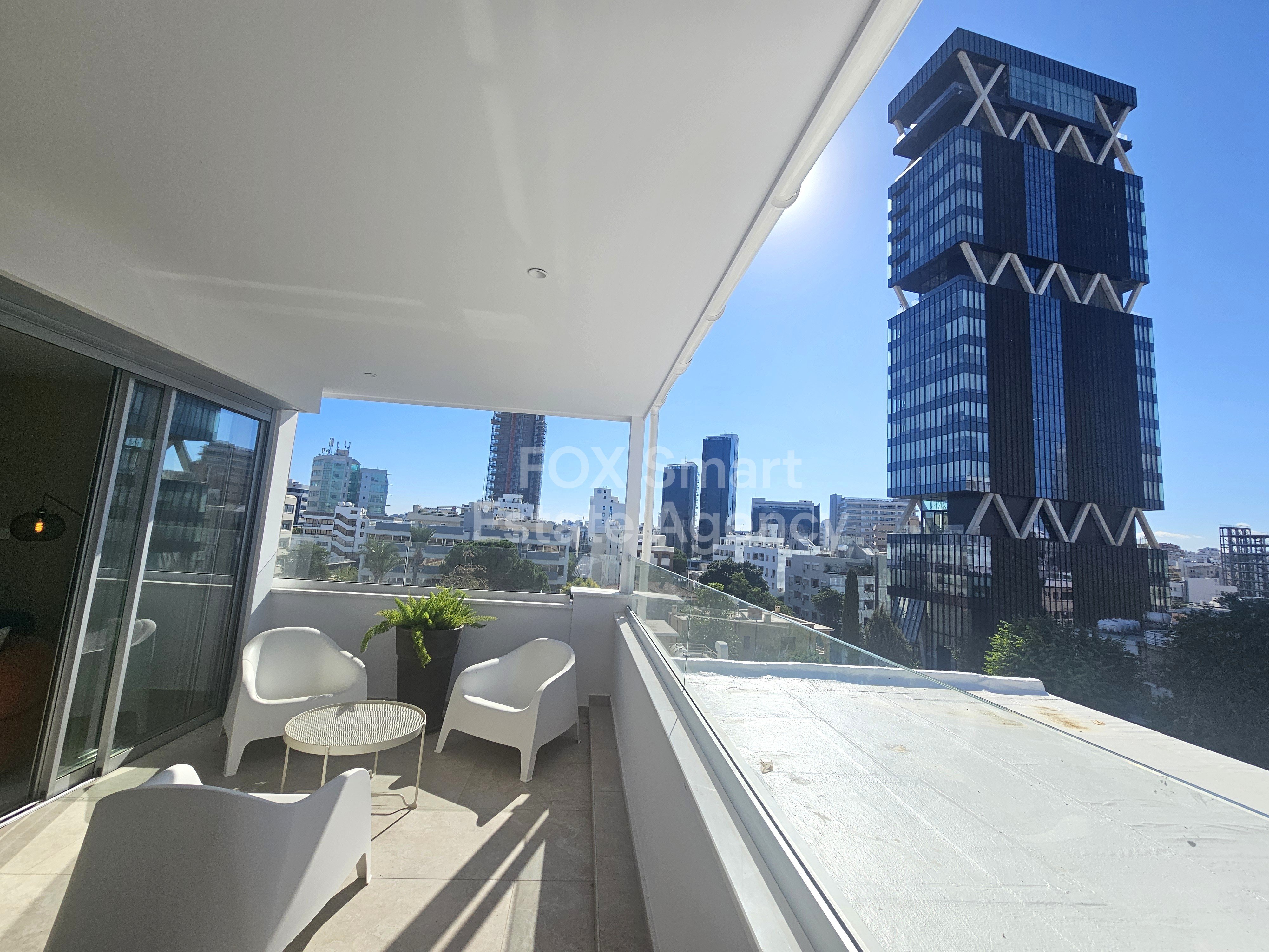 🌇 Fully Renovated Luxury 2-Bedroom Apartment for Rent in Nicosia Centre (Stasikratous Street)