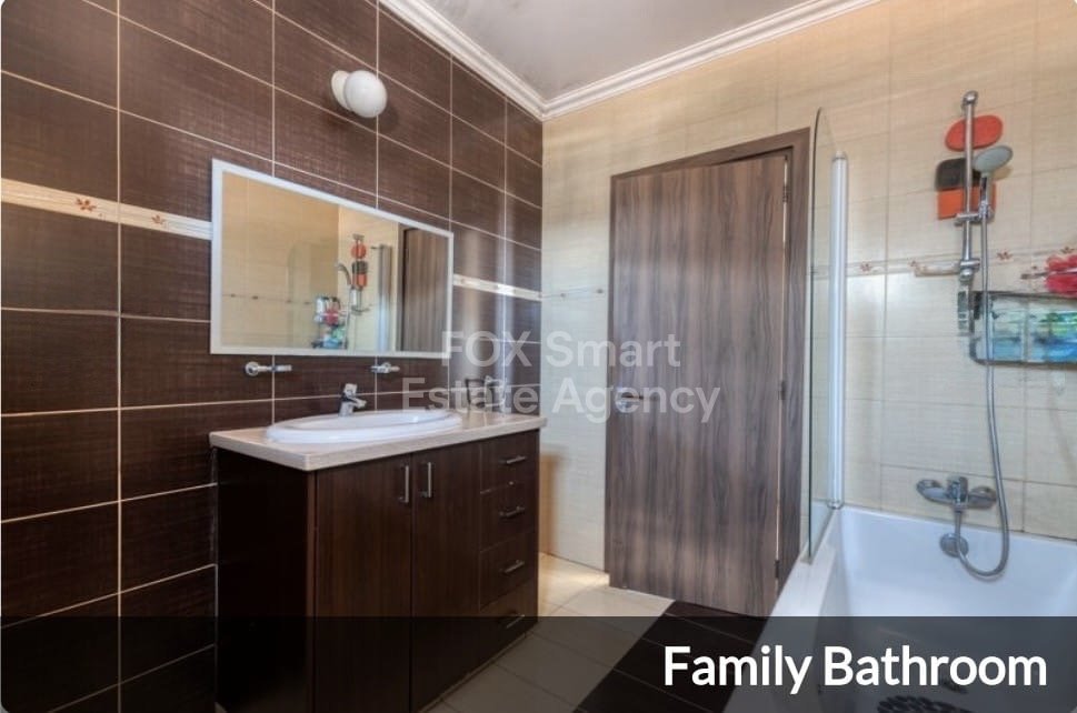 Panoramic Sea & Mountain Views | 4 Bedrooms | 360 m² | 570 m² Plot