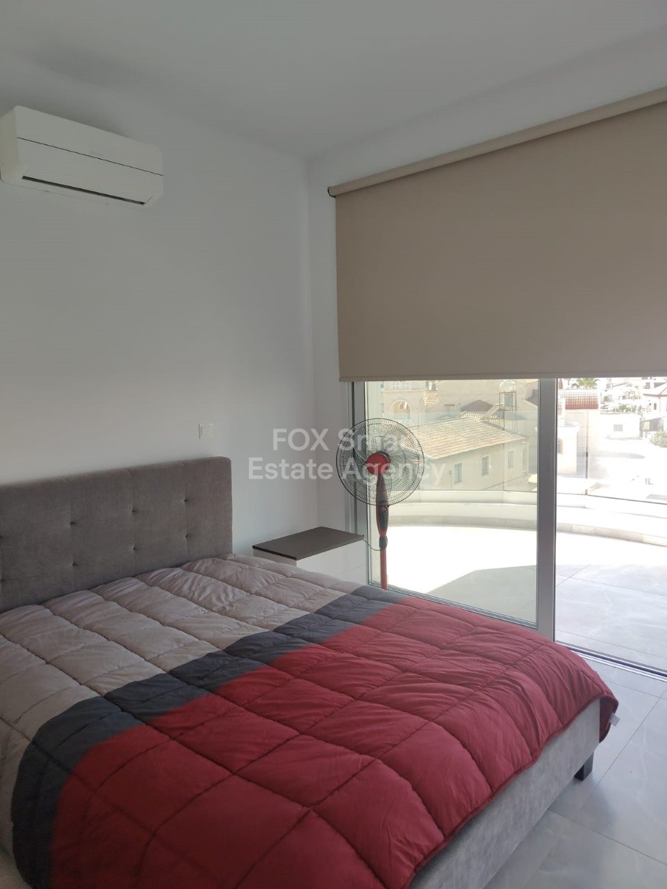 Stylish 1-Bedroom Penthouse with Salt Lake Views – For Rent in Drosia, Larnaca