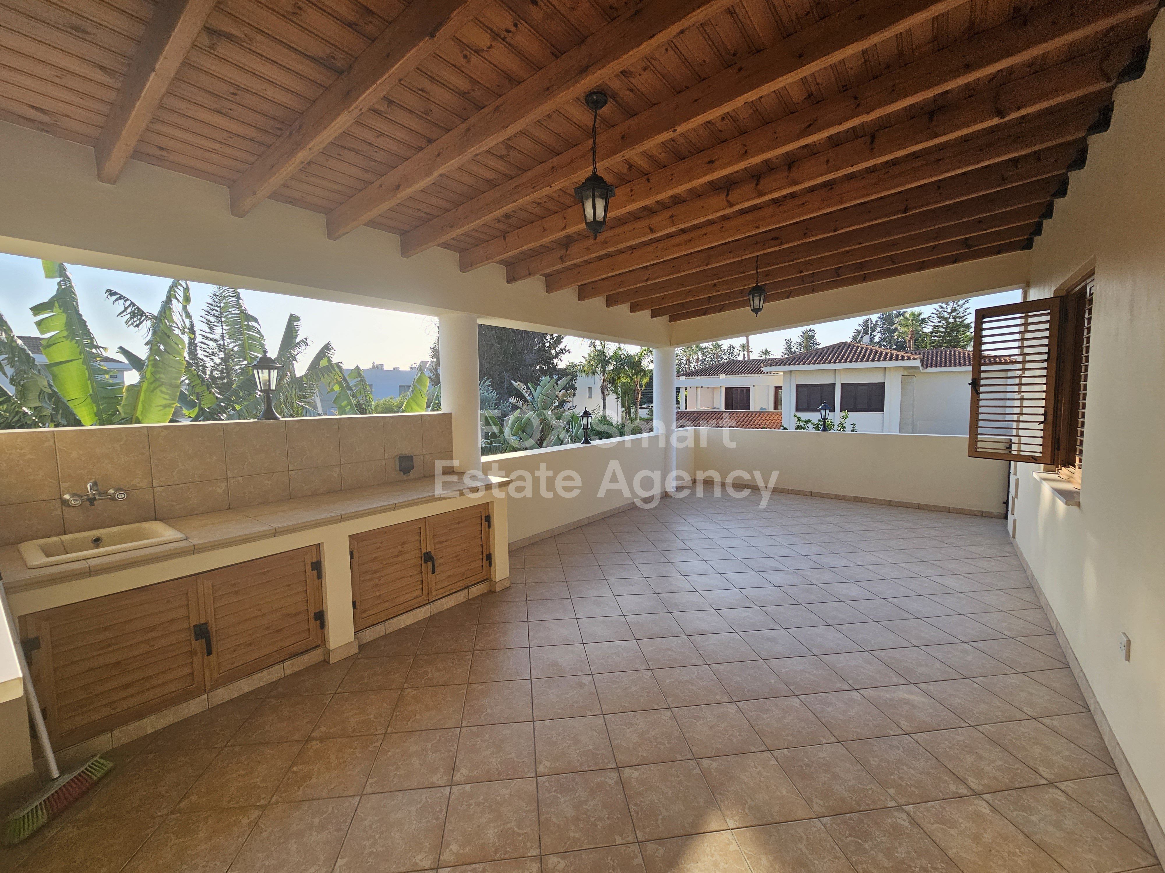 For Rent 3+1 Bedroom Upper Storey House in Egkomi, Nicosia