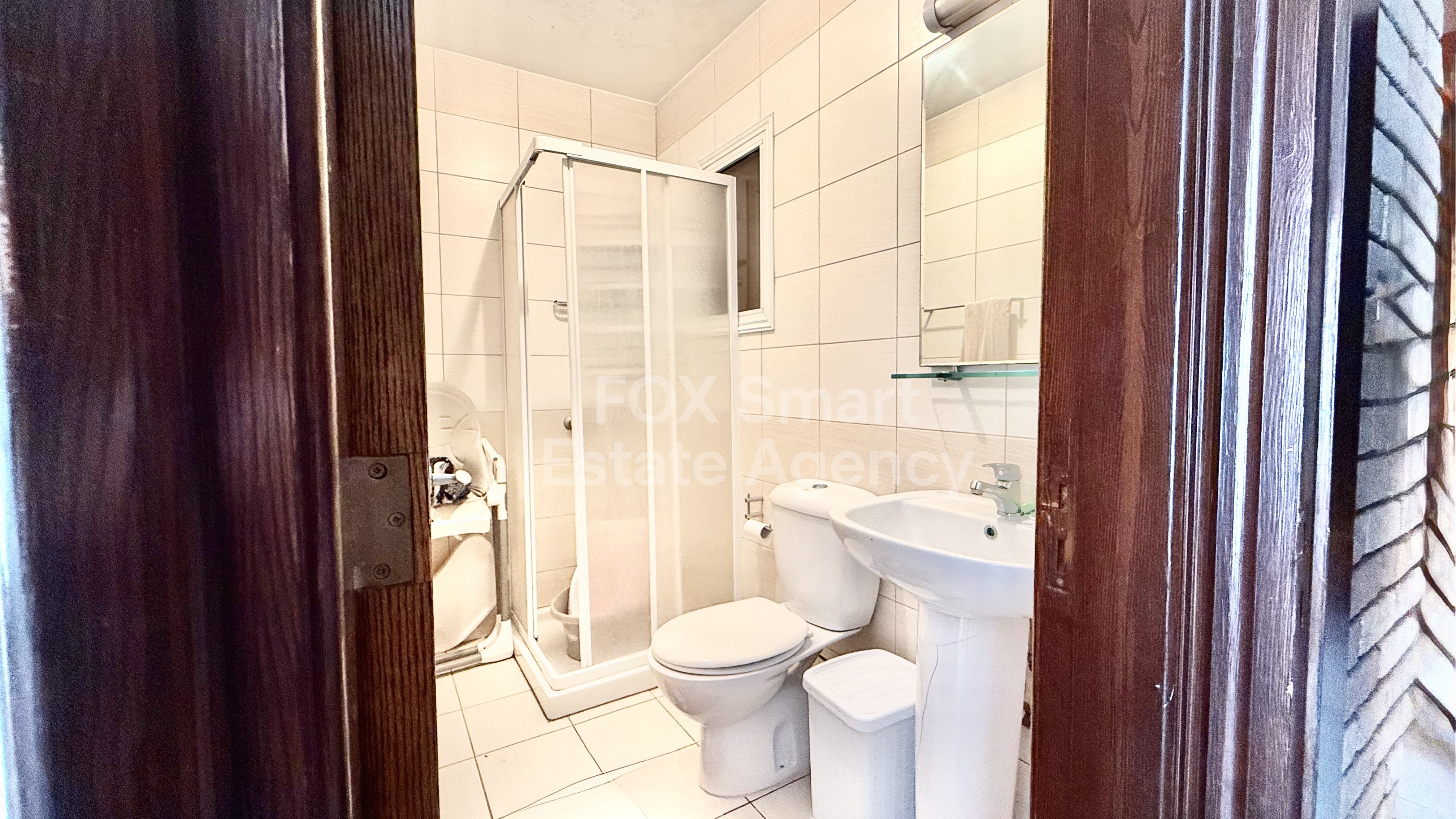 Spacious 3-Bedroom Apartment with Title Deeds – Exceptional Value in Kiti