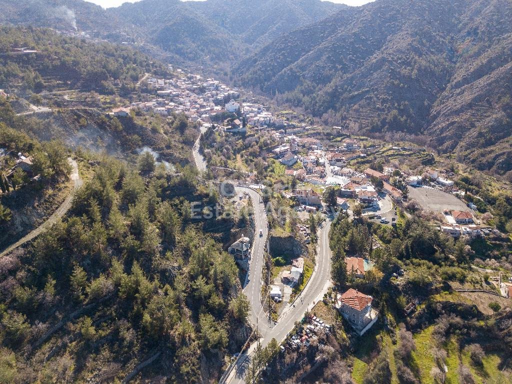 Land in Agios Ioannis - view 1