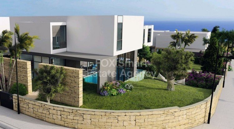 House in Pegeia - Image 3