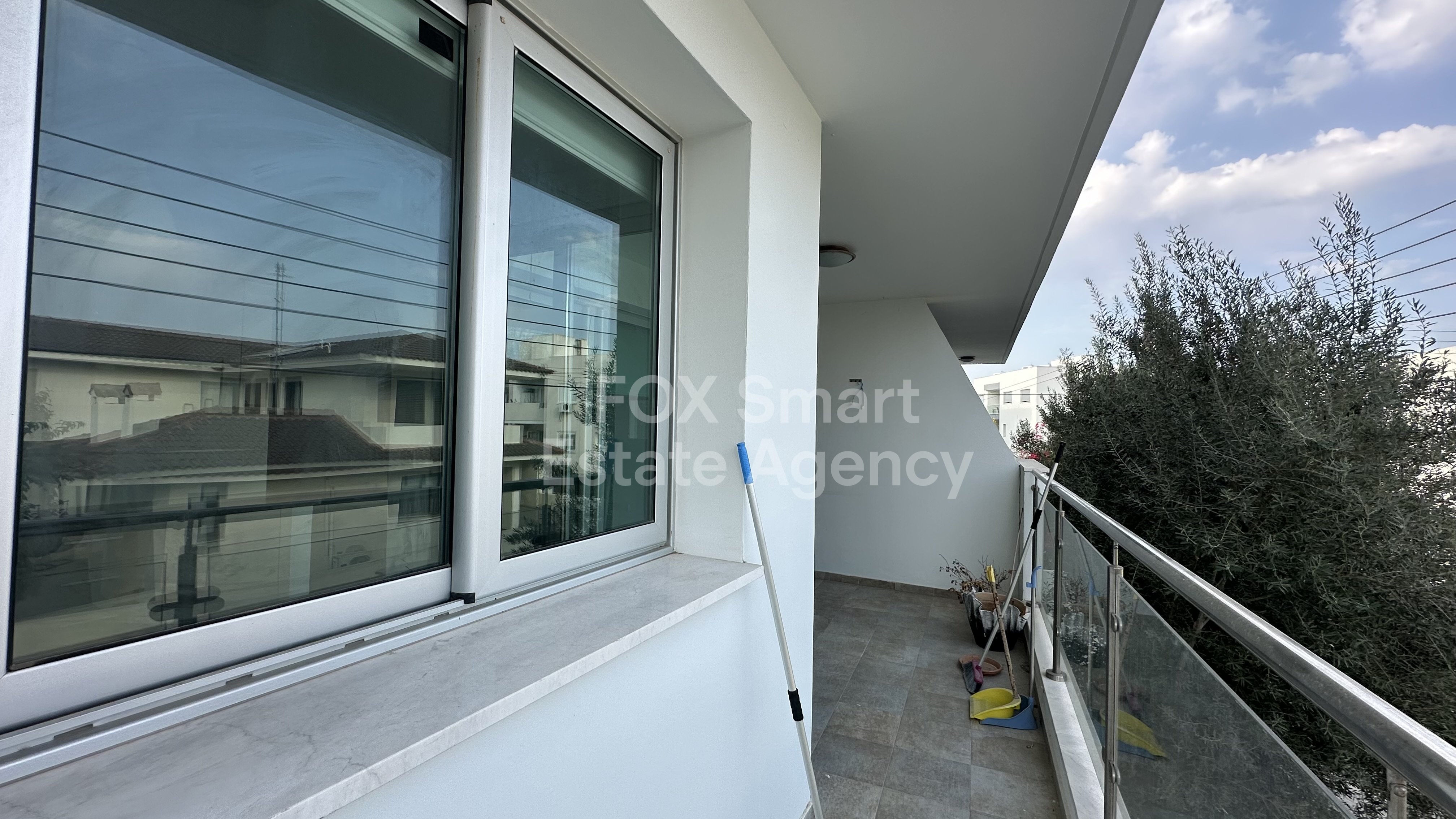 Two Bedroom Apartment in Makedonitissa