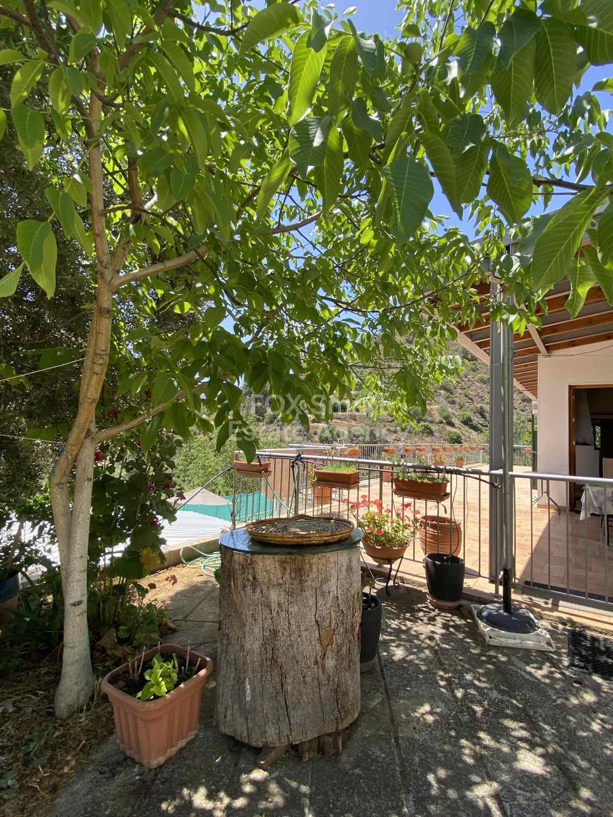 For Sale Country House with Garden – Palaichori Orinis, Nicosia