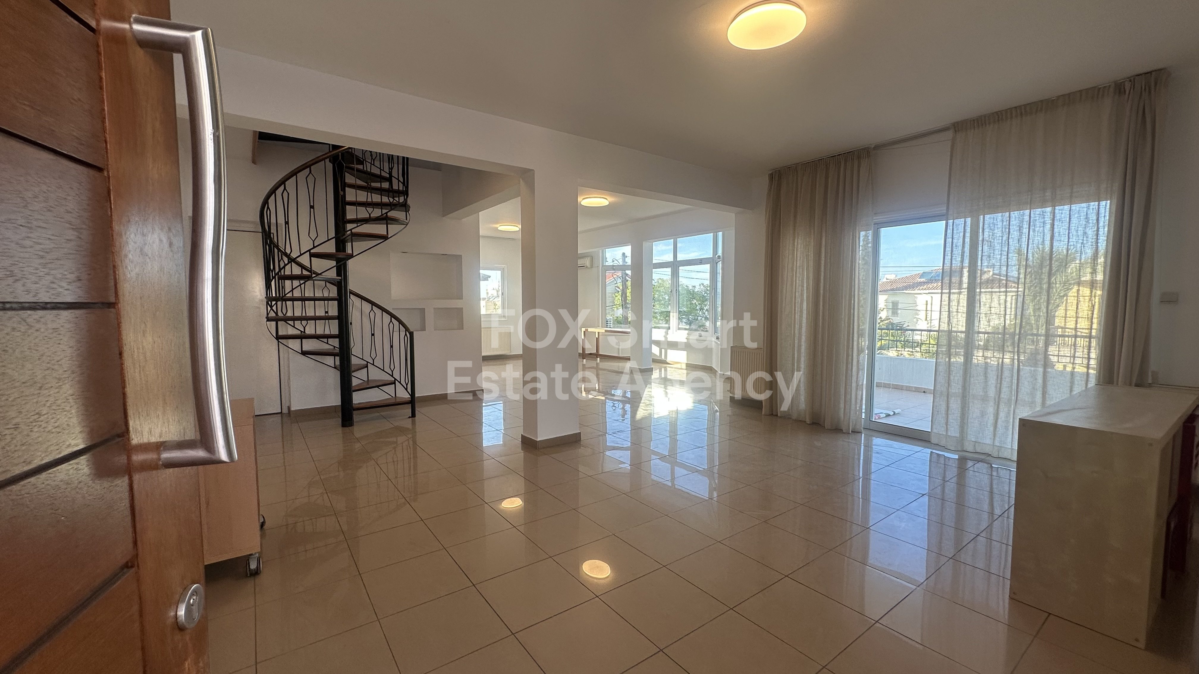 Upper House Apartment in Strovolos, Nicosia