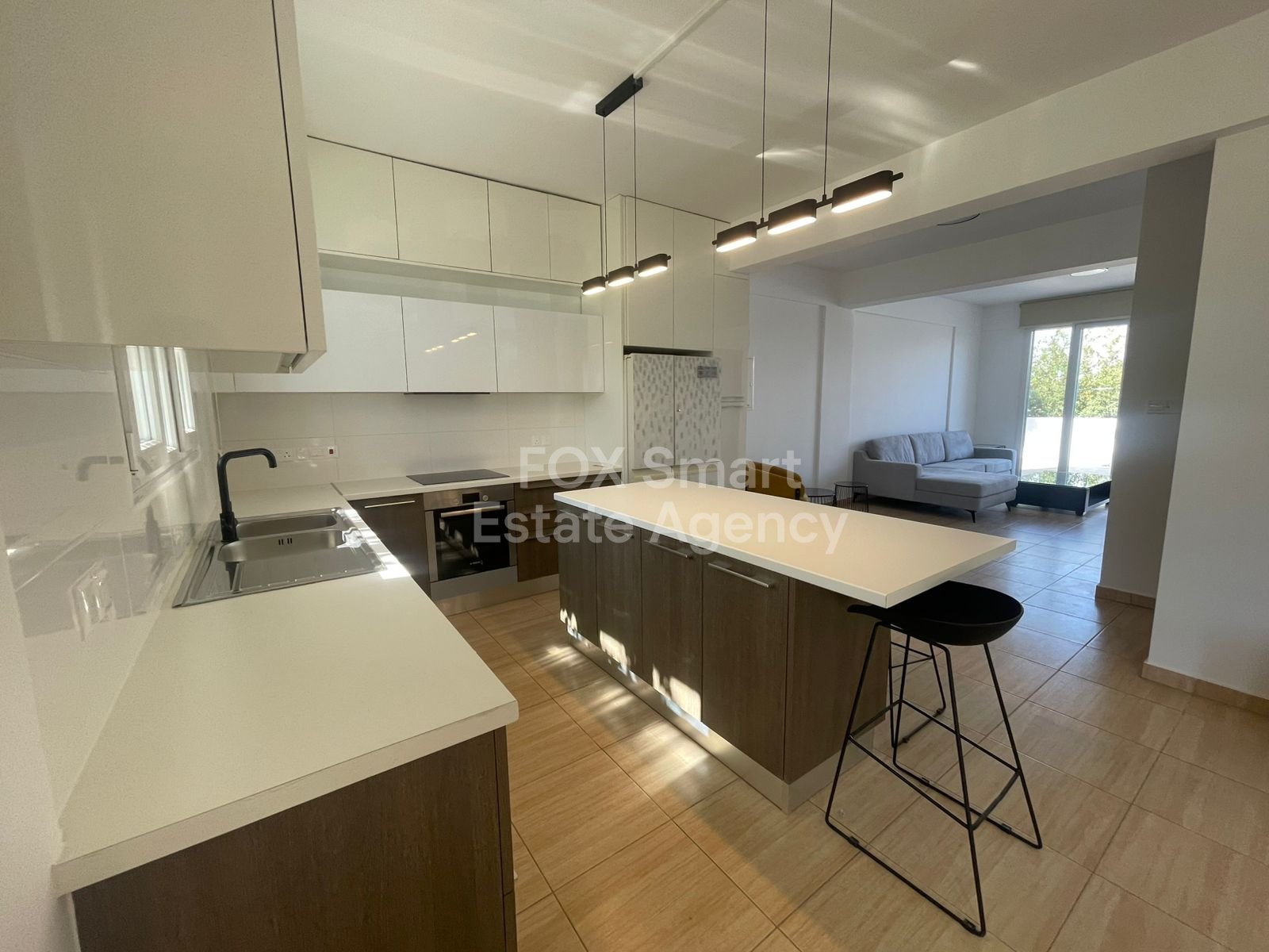 🏡 For Sale: 4-Bedroom House in Livadia – Just 500m from the Mediterranean Sea