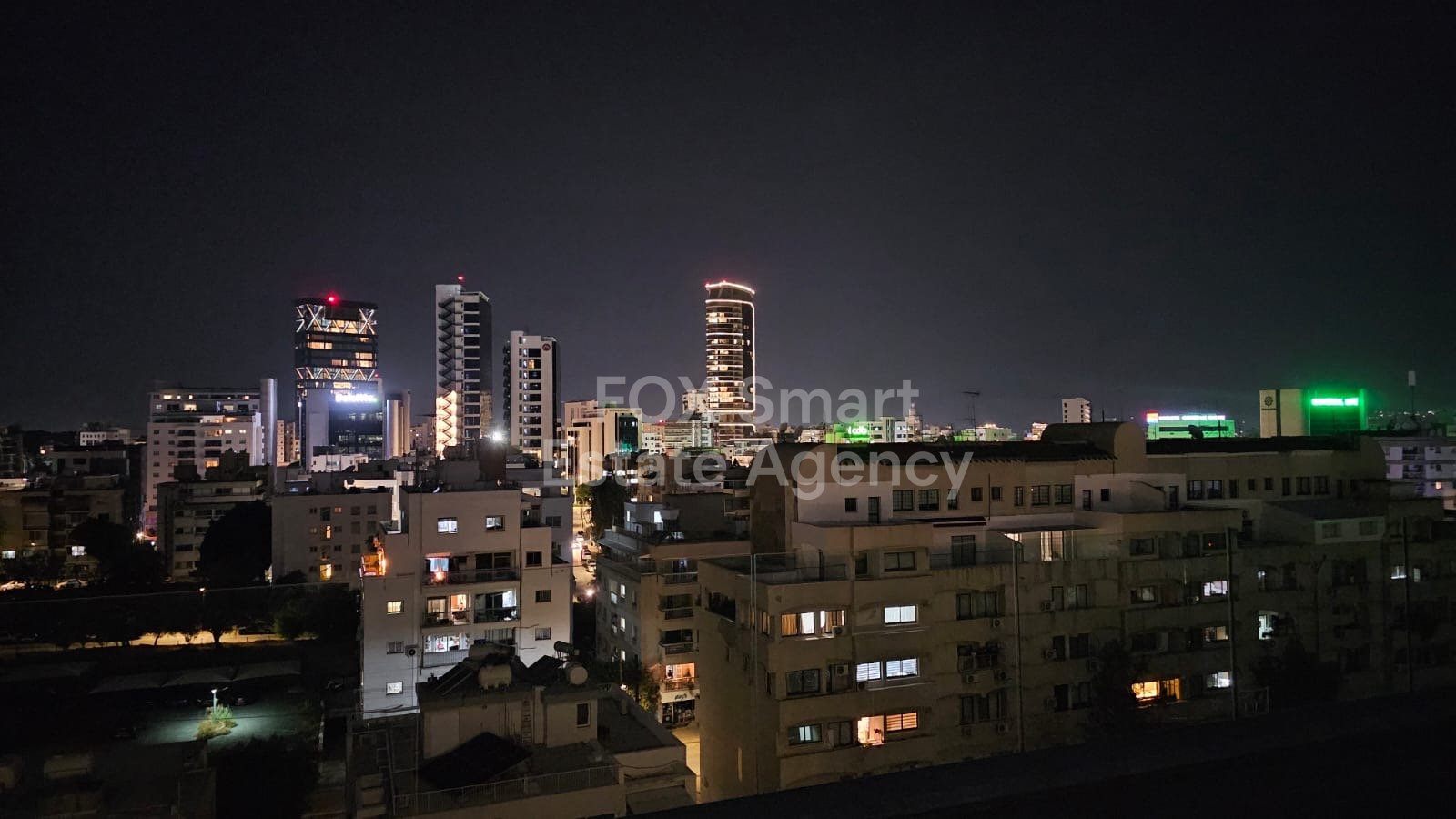 Luxurious Three Bedroom Penthouse Apartment