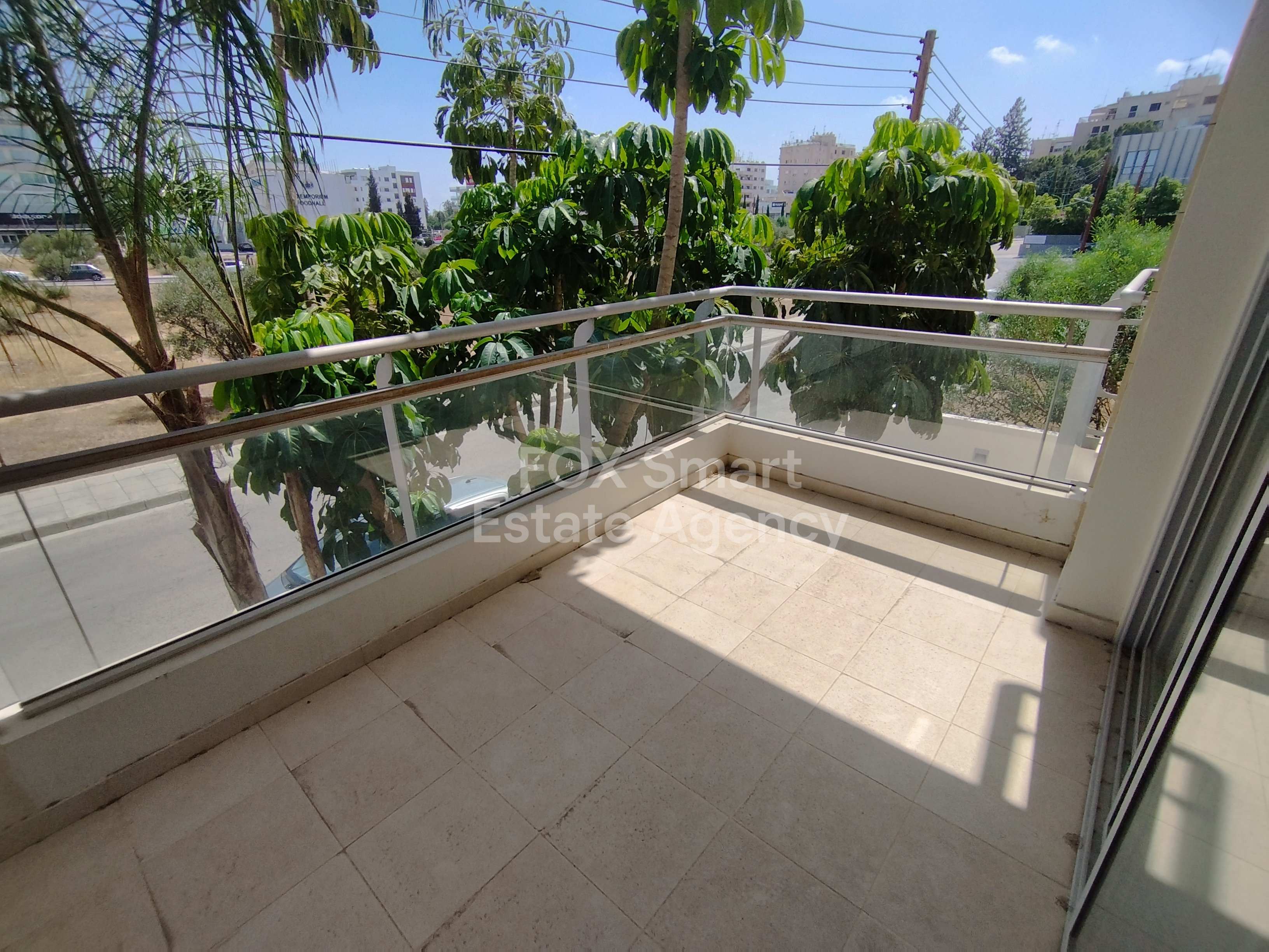 Unfurnished studio in Acropolis Strovolos.