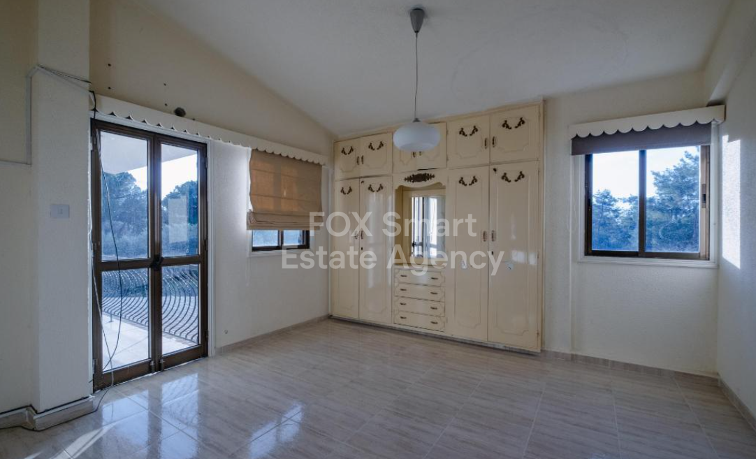 For Sale: Charming House with Spacious Grounds in Pyrga