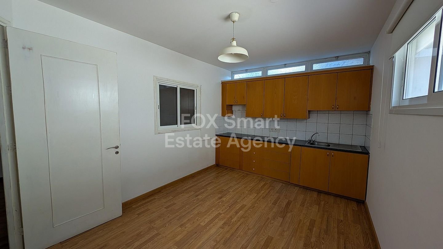 Spacious 4-Bedroom Detached Home with Basement Studio in Engomi