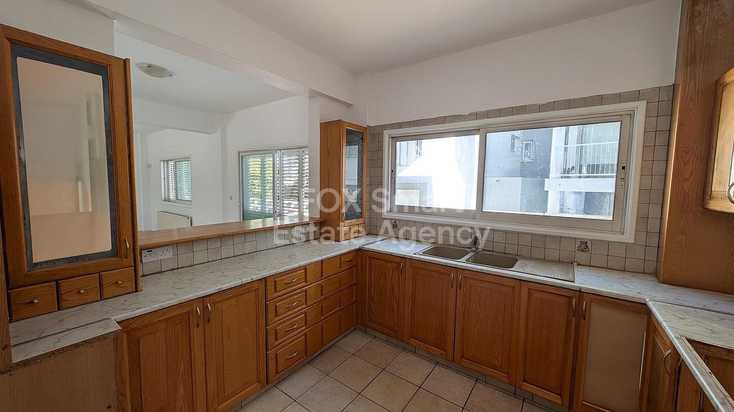 Charming Ground-Floor Apartment, with large verandas in Prestigious Strovolos