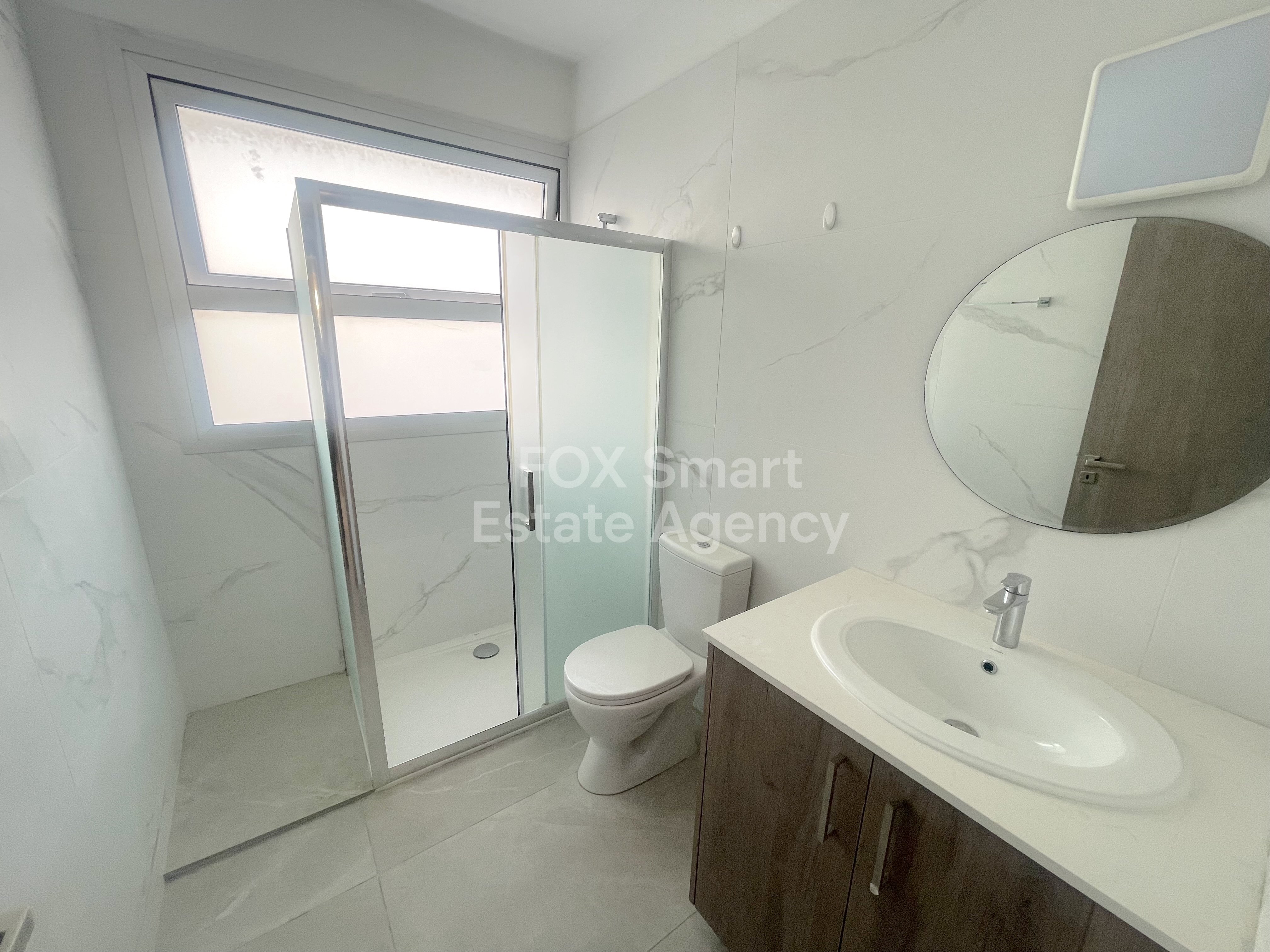 Modern 2-Bedroom Apartment, in Aglantzia close to Akademias Park and the Filoxenia Conference Center