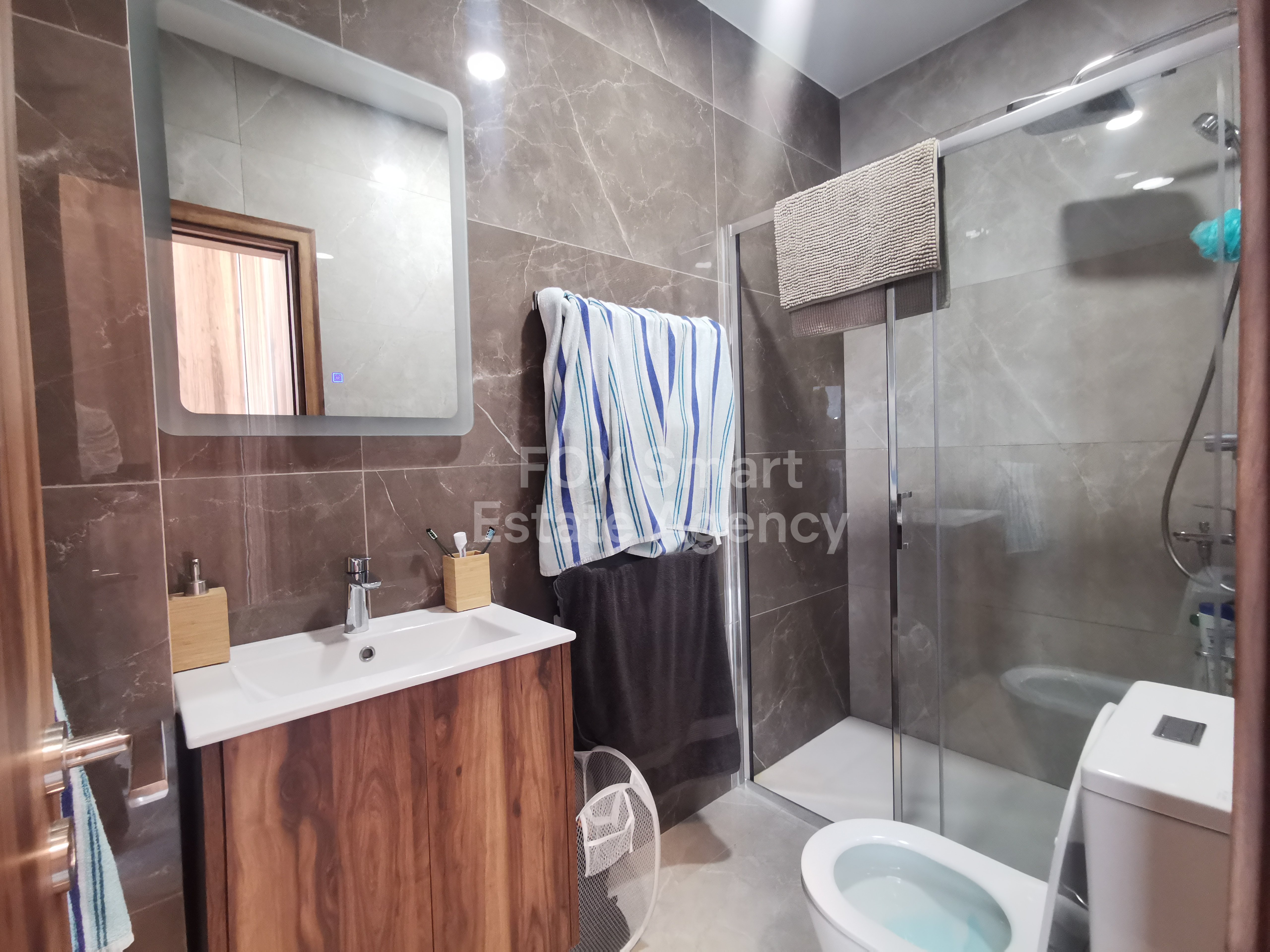 Modern 2-Bedroom & 1 Bedroom Apartment in Engomi – Excellent Location Near University of Nicosia