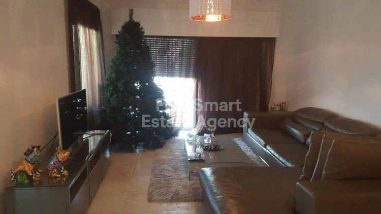 Apartment, For Sale, Limassol, Agia Zoni  3 Bedrooms 1 Bathr.....