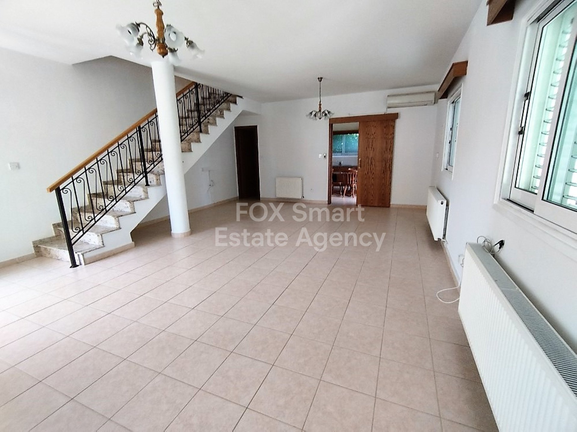 Beautiful 3-Bedroom House for Rent in Excellent Condition in Lakatamia