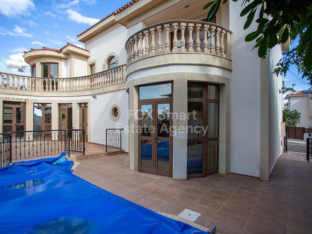 House in Ypsonas - Image 3