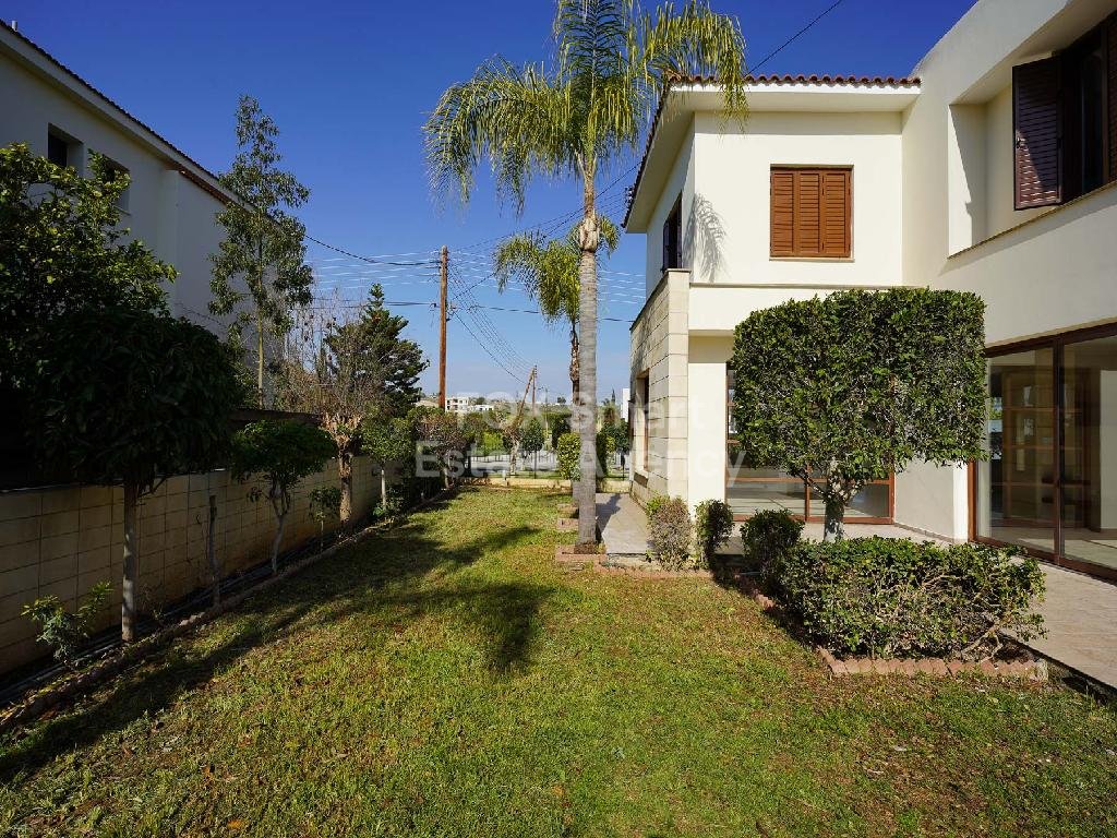 Luxury five-bedroom house in Egkomi, Nicosia for sale