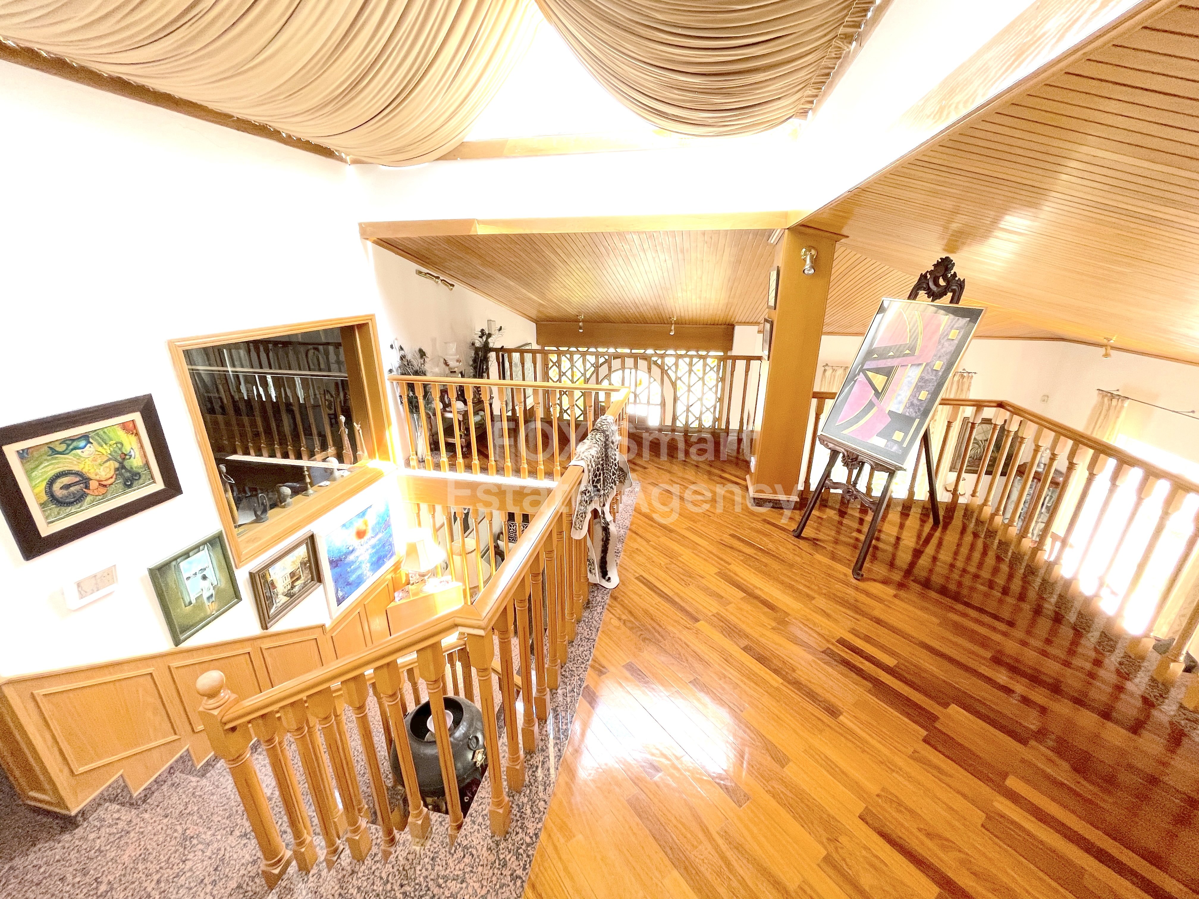 Timeless Elegance in Platy Aglantzias area: Your Dream Home with big yard Awaits