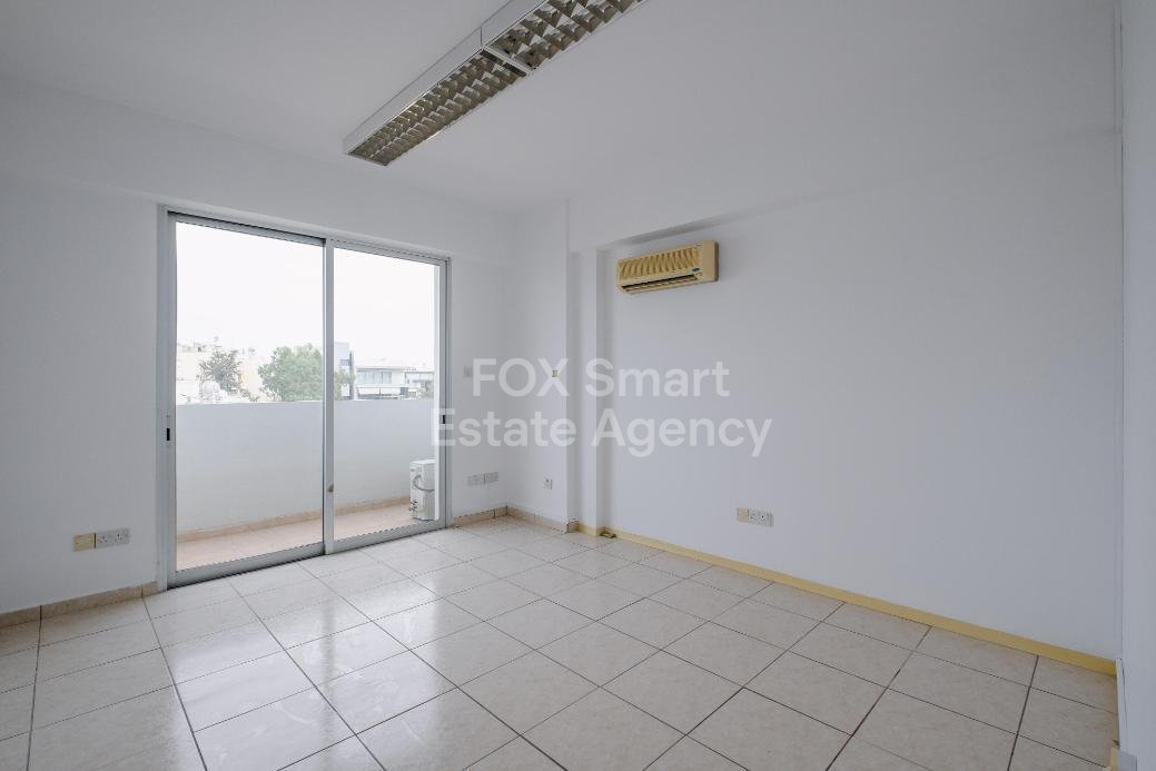 House in Nicosia - Image 3