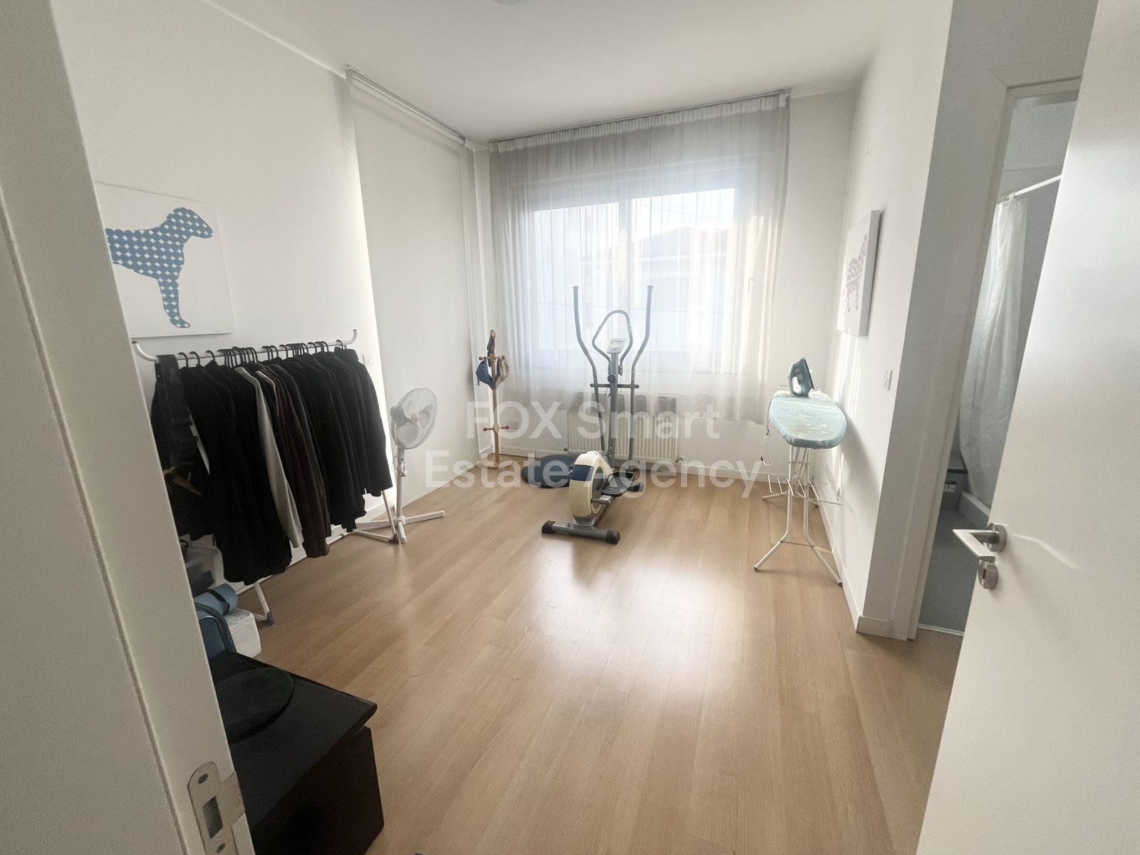 For rent 5 bedroom semi detached furnished house in Strovolos, close to the Presidential Palace, Wargaming, English School and PWC.