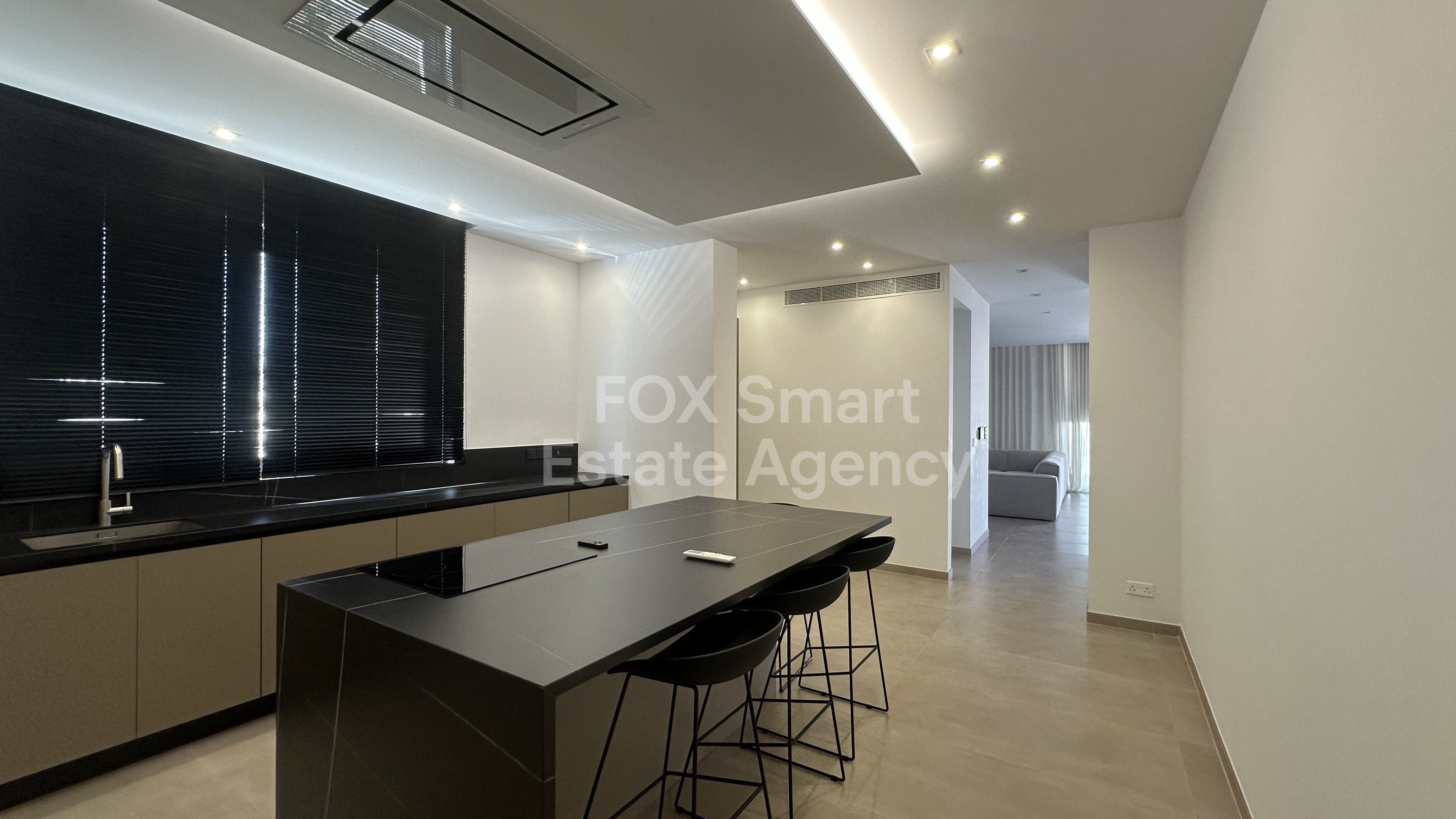 Luxurious Three Bedroom Penthouse Apartment