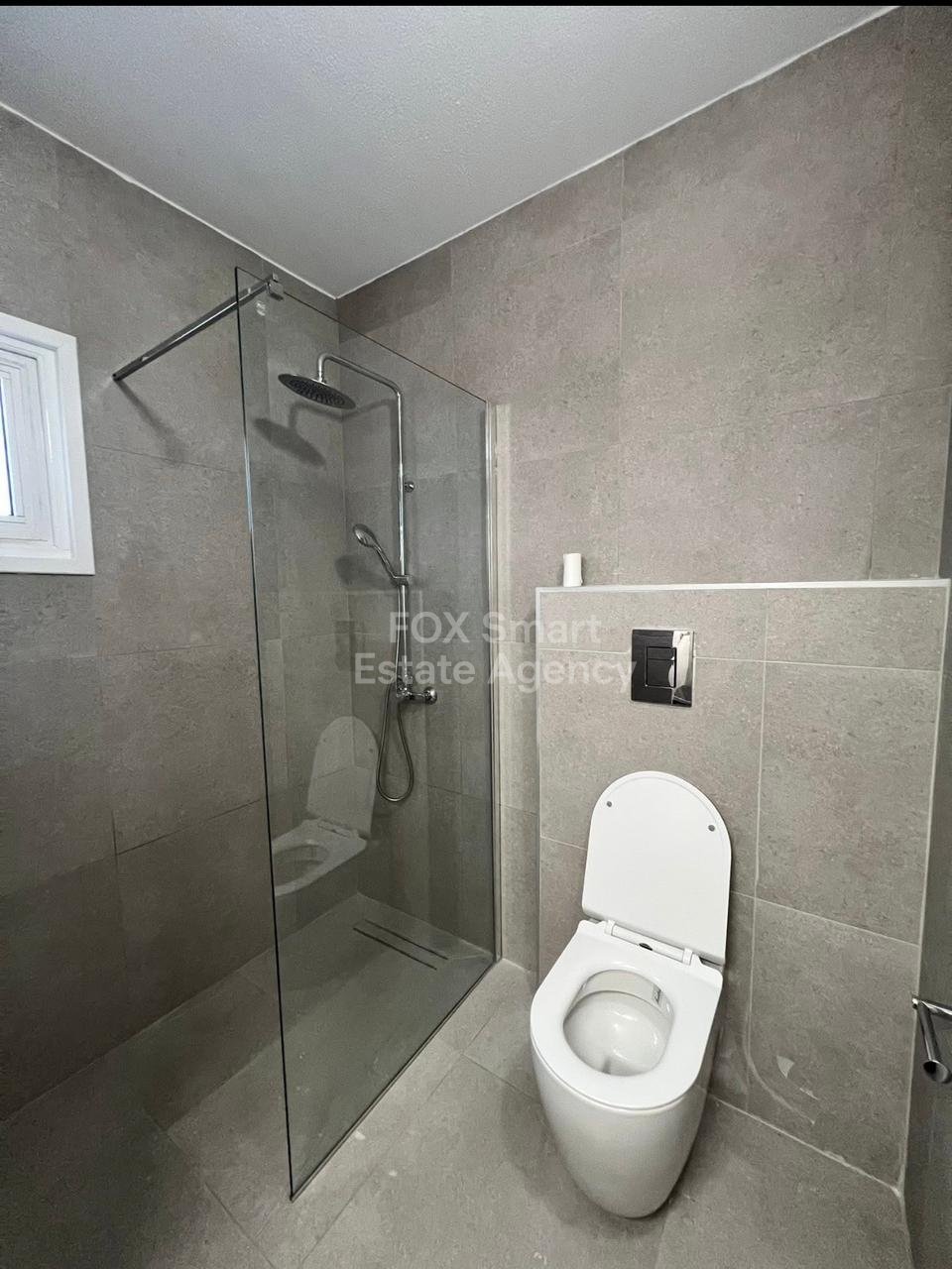 FOR LONG TERM RENTAL.. 2 BEDROOM GROUND FLOOR APARTMENT, PARALIMINI, FAMAGUSTA