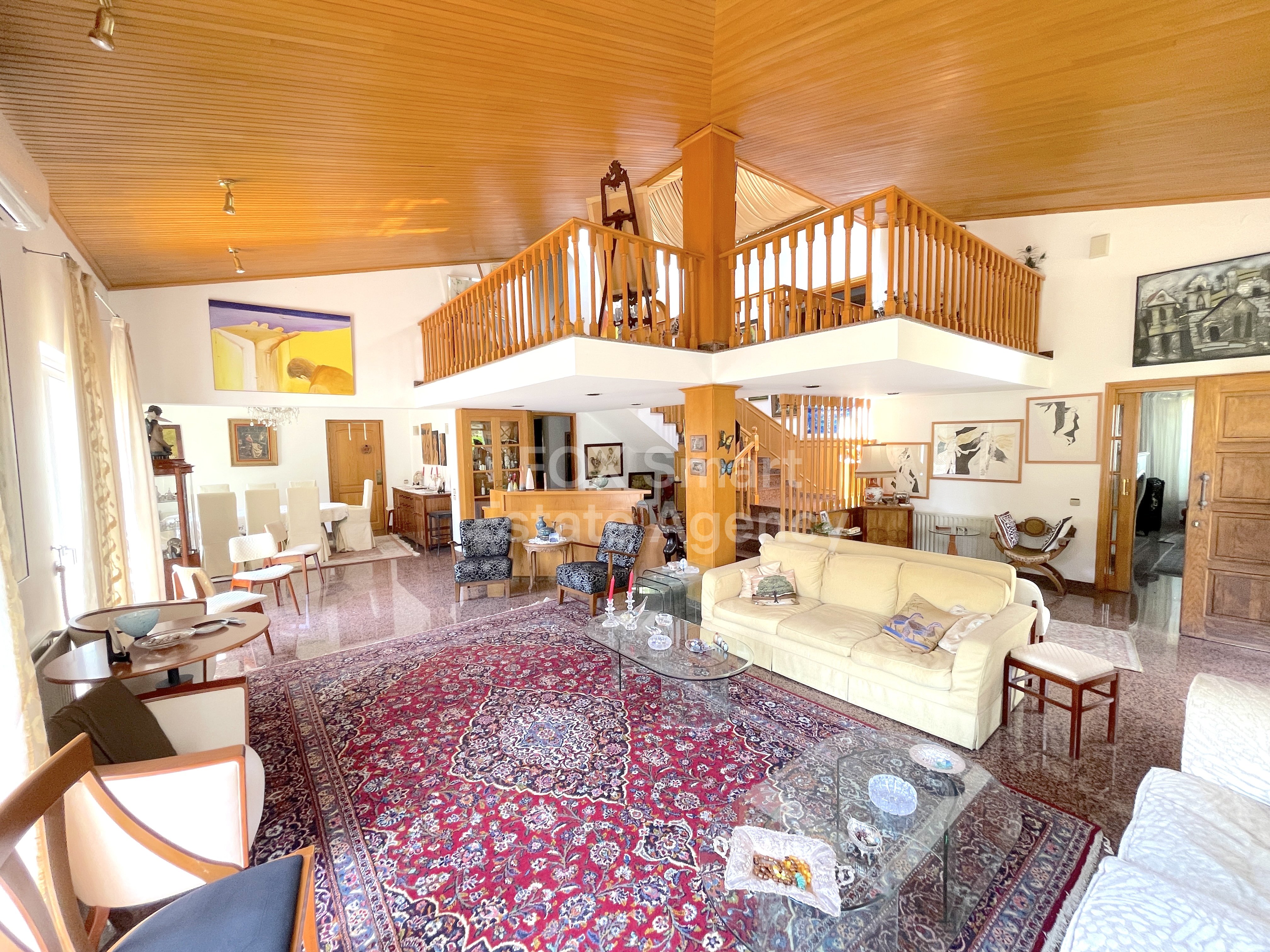Timeless Elegance in Platy Aglantzias area: Your Dream Home with big yard Awaits
