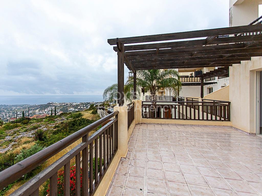 Apartment in Pegeia - view 1