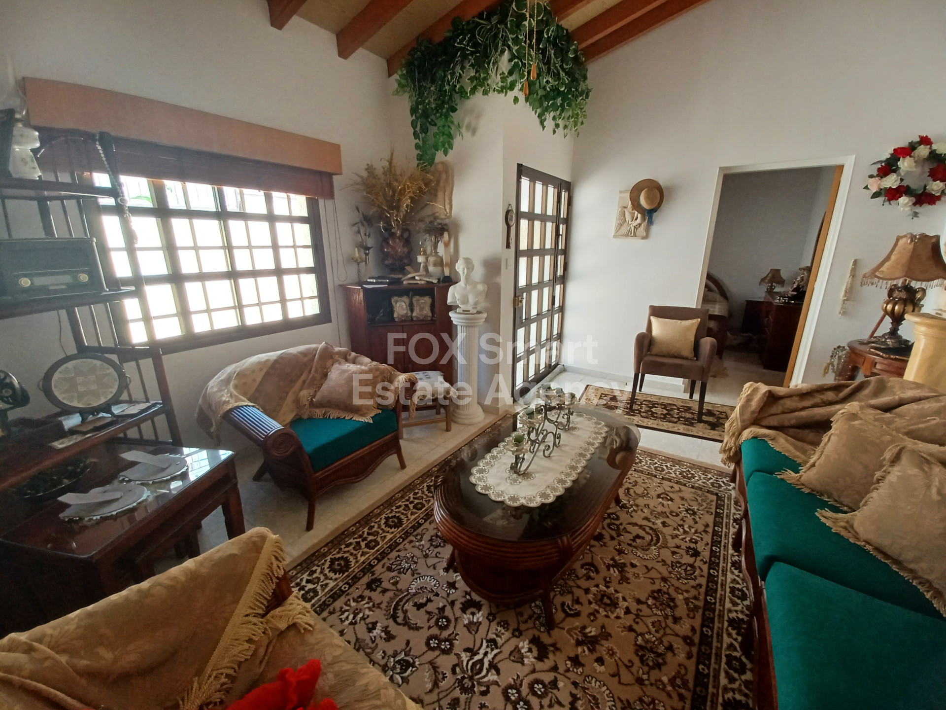 House, For Sale, Larnaca, Agioi Vavatsinias  3 Bedrooms 1 Ba.....