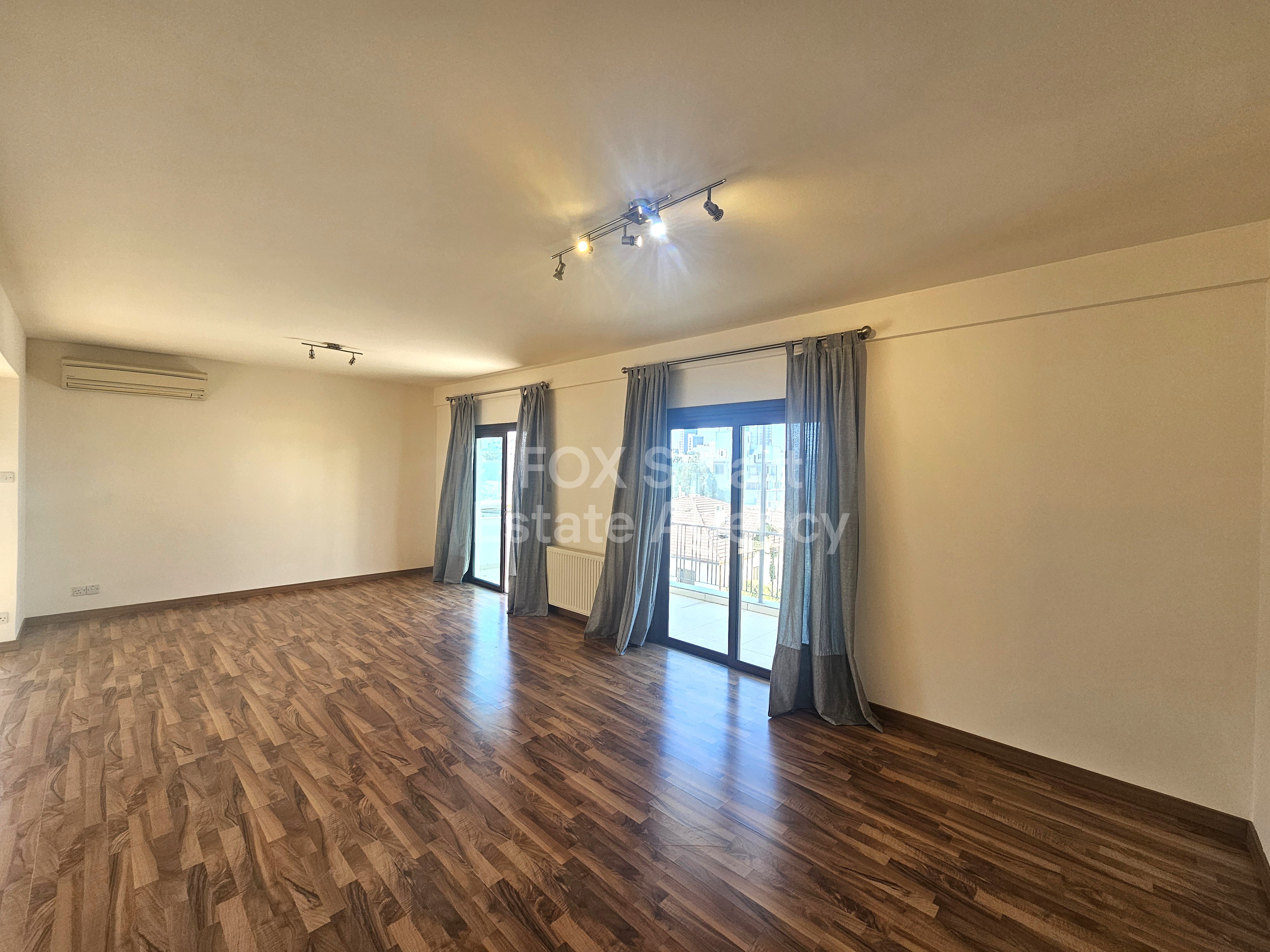 🌇 Elegant Renovated 3-Bedroom Apartment for Rent in Lykavitos, Nicosia Centre (Near Lykavitos Primary School)