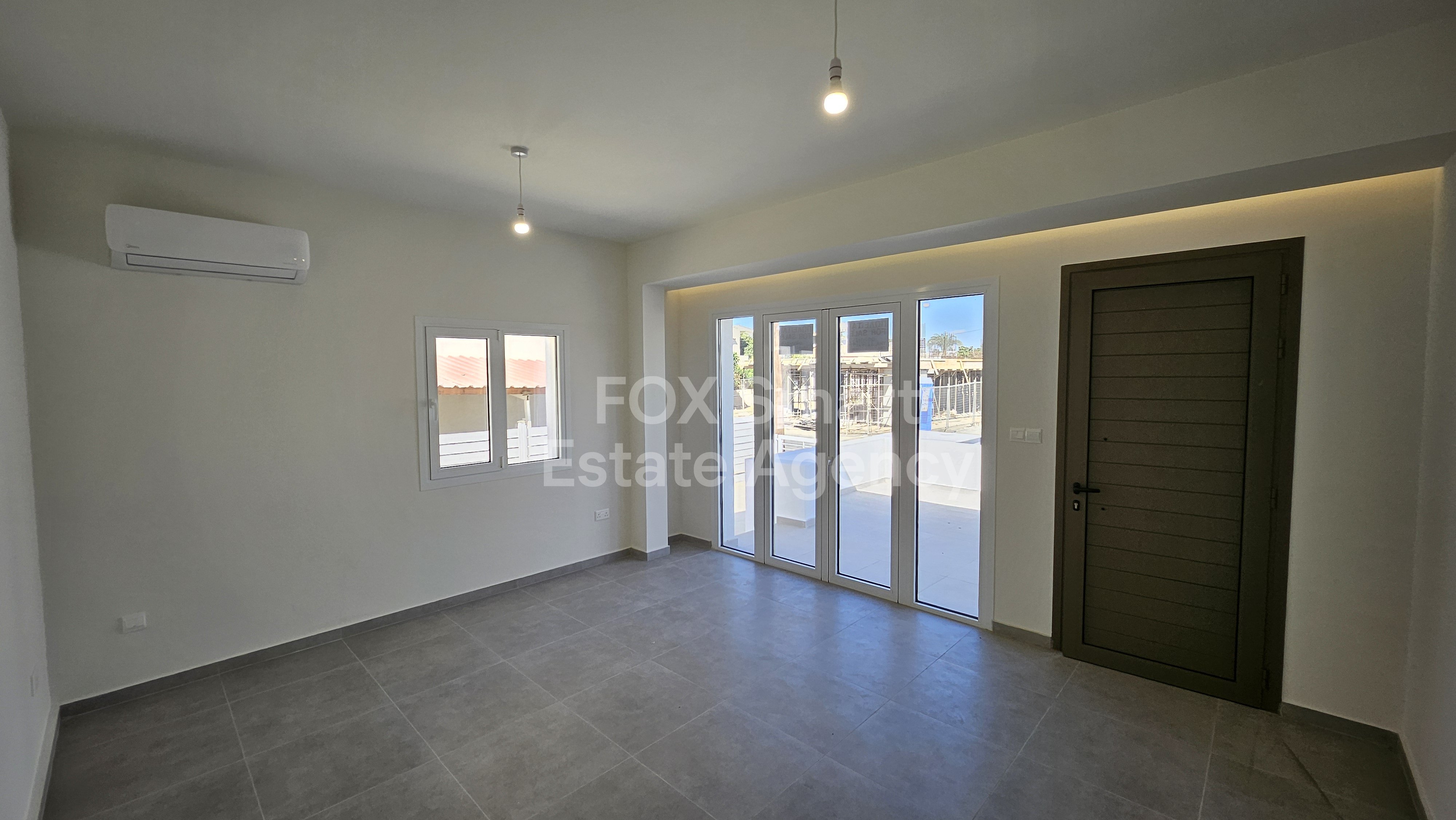 3 Bedroom Ground-Floor House in Sotiros Area