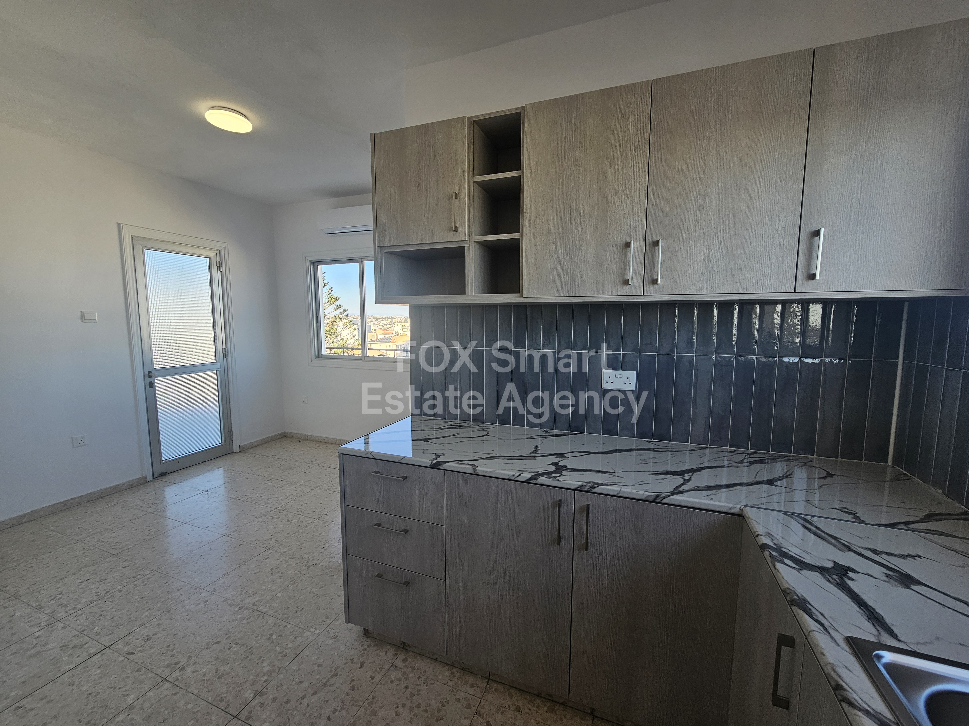 🌇 Renovated 3-Bedroom Penthouse Apartment 163 sqm + 110 sqm Verandas in Strovolos (Stavrou Area), Nicosia