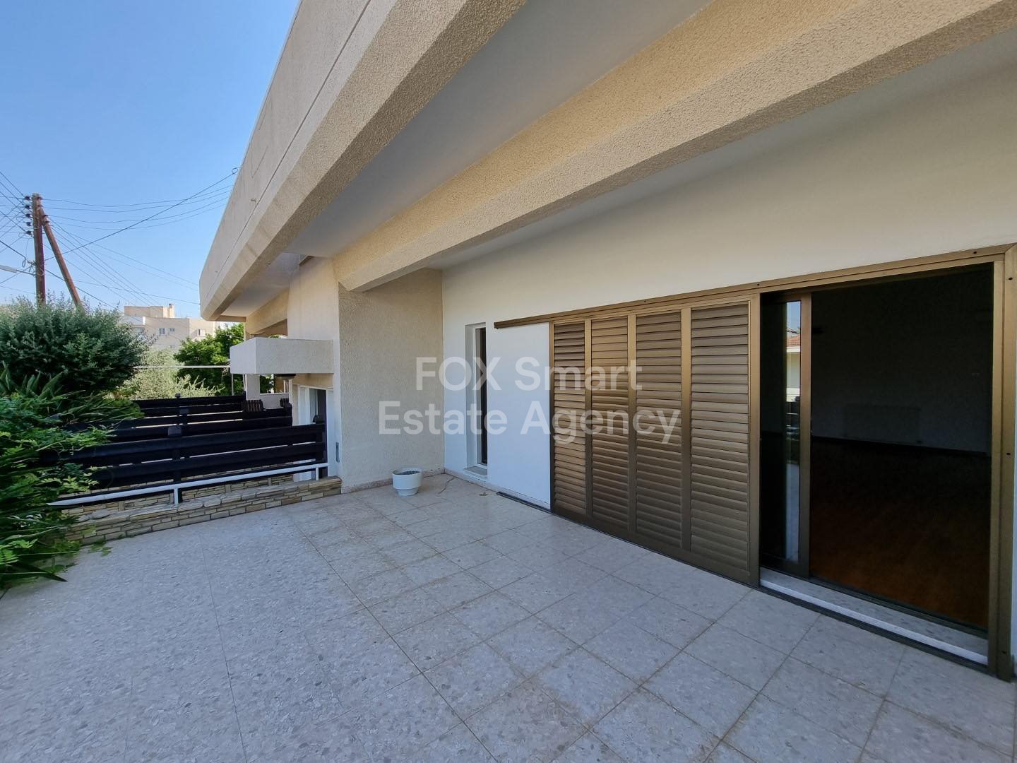 Unfurnished Spacious and Bright 3-Bedroom Ground Floor House in Agios Andreas.