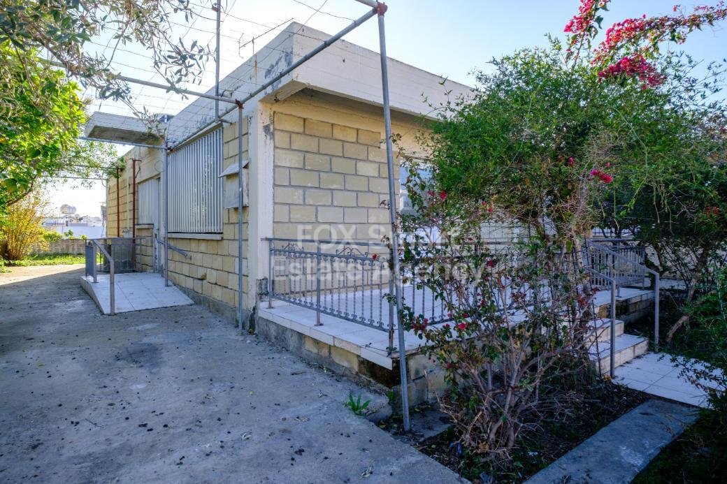 House in Agios Georgios - view 1