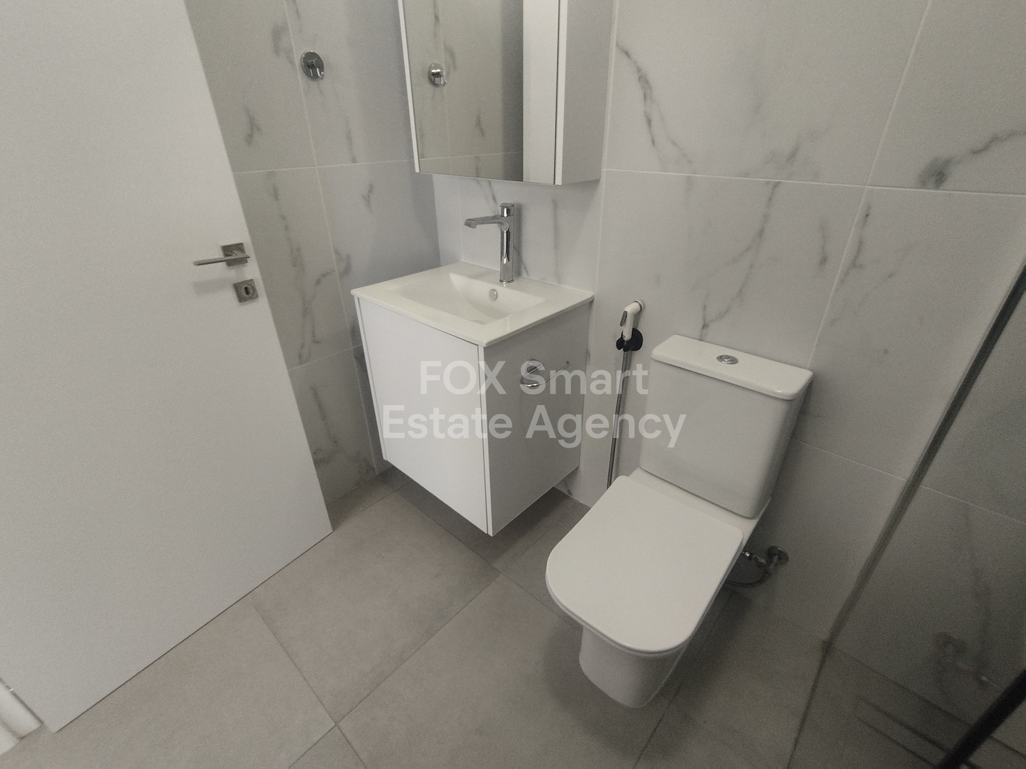 New & stylish 2-Bedroom Apartment with Roof Garden in Prime Egkomi