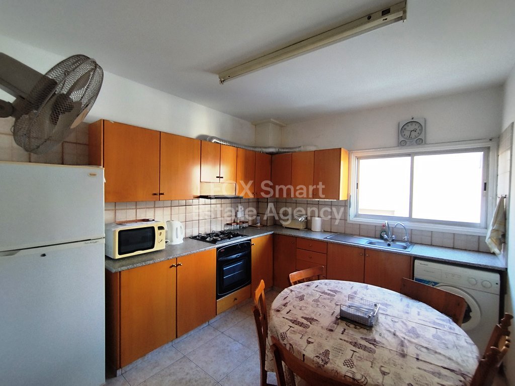 2 Bedroom Apartment For Rent in Larnaca center