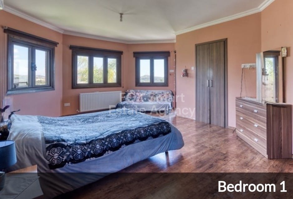 Panoramic Sea & Mountain Views | 4 Bedrooms | 360 m² | 570 m² Plot