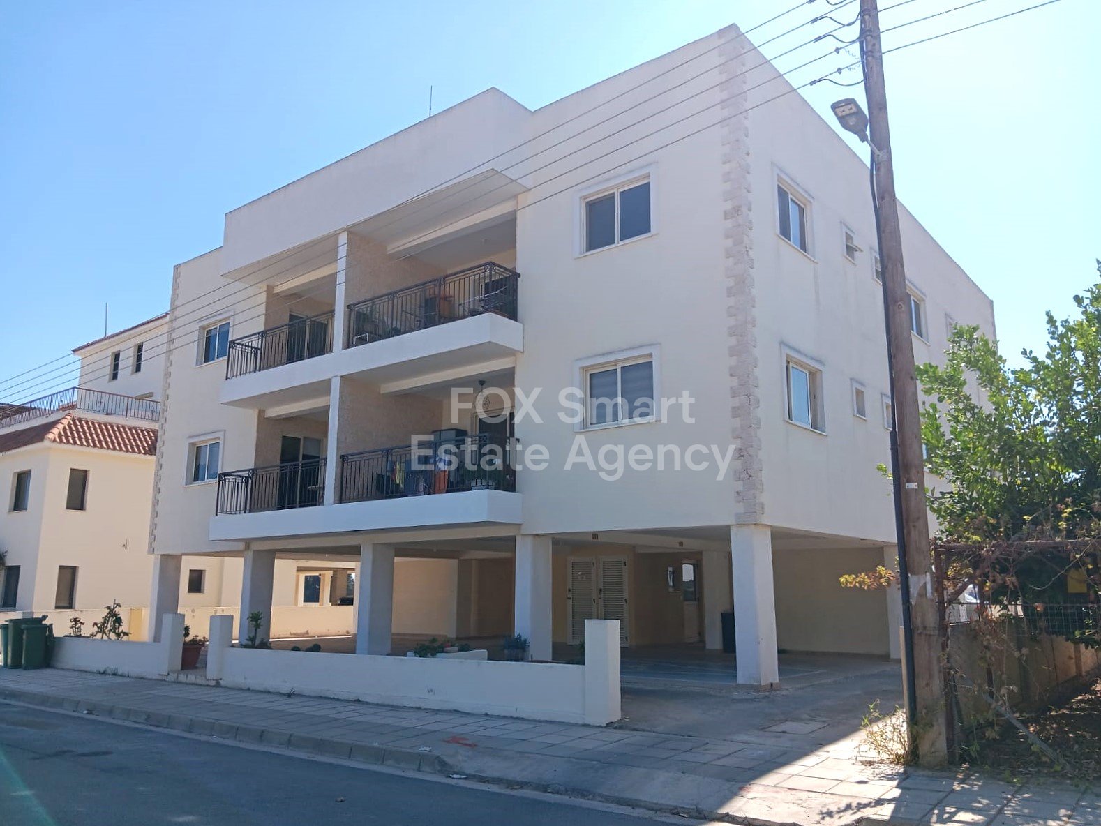 2 Bedroom Top Floor Apartment in Meneou, Larnaca