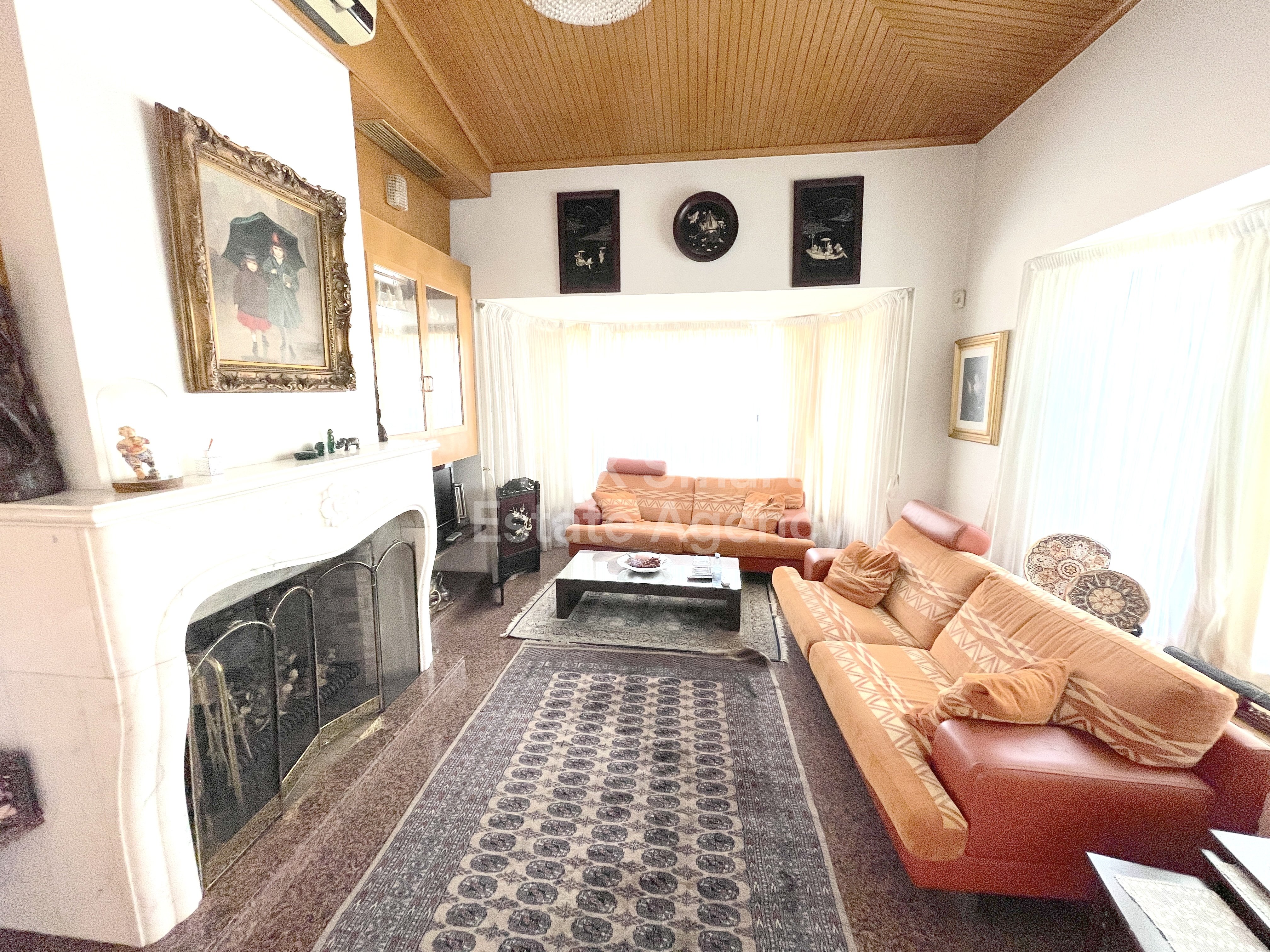 Timeless Elegance in Platy Aglantzias area: Your Dream Home with big yard Awaits