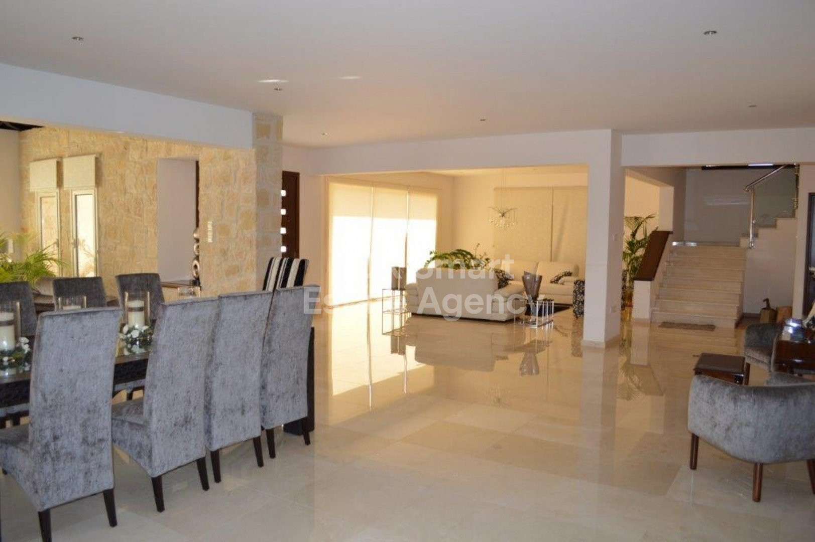 House, For Sale, Limassol, Agios Athanasios  6 Bedrooms 7 Ba.....