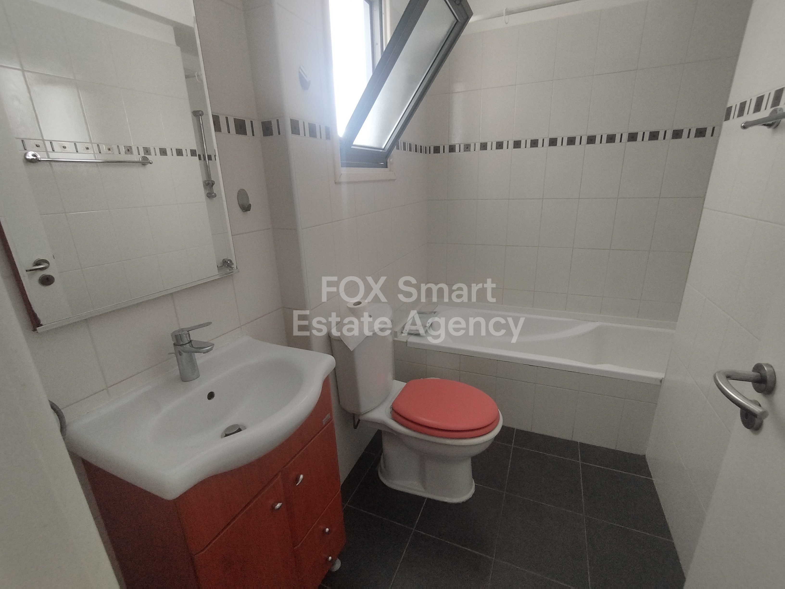 For Rent furnished, cosy one bedroom apartment in good condition, in Pallouriotissa Aglantzia boarders.