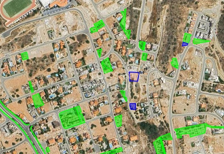 Land in Germasogeia - Image 4