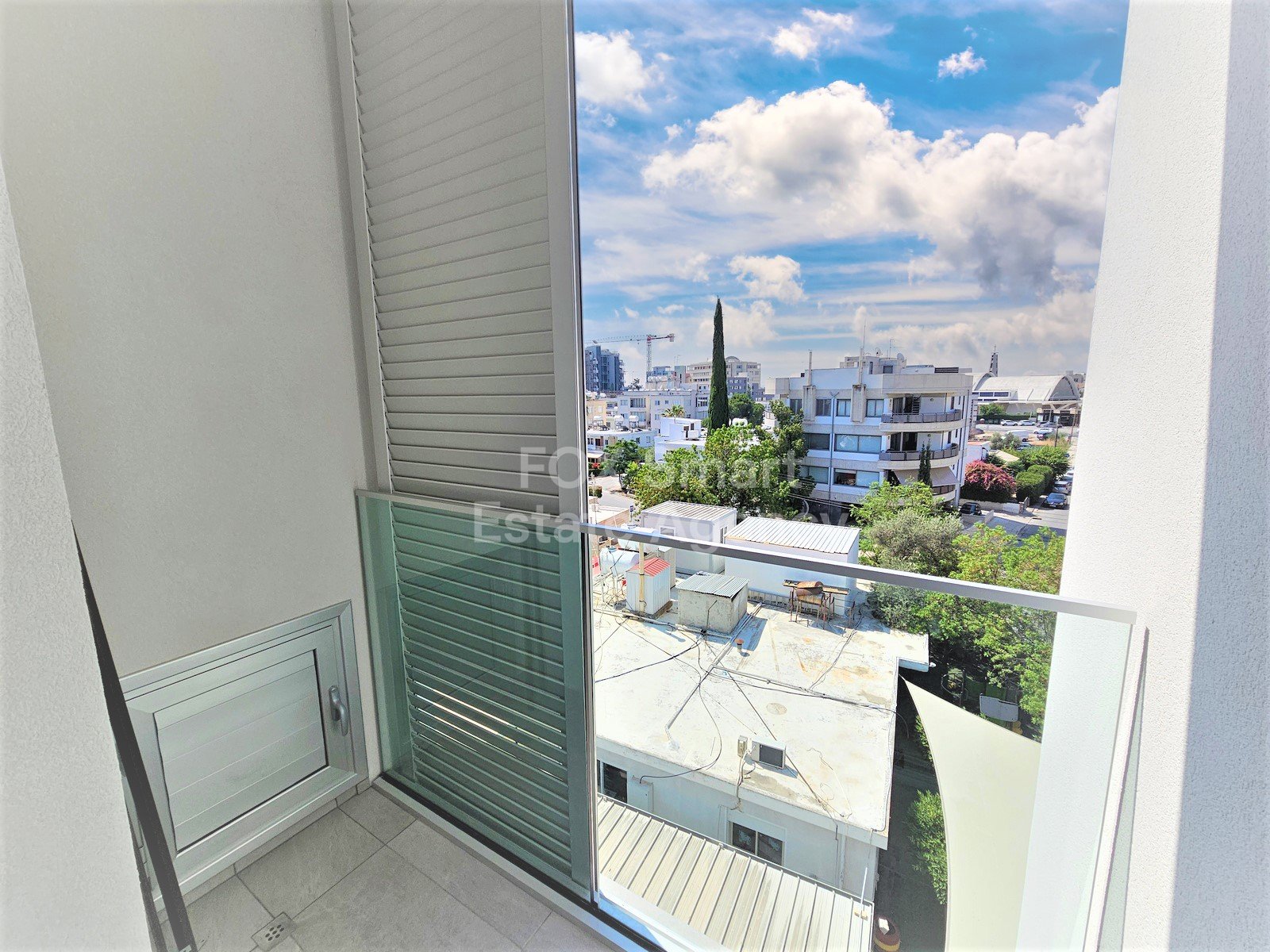For rent: a 3-bedroom apartment in Dasoupolis with a 3KW photovoltaic system for energy efficiency.