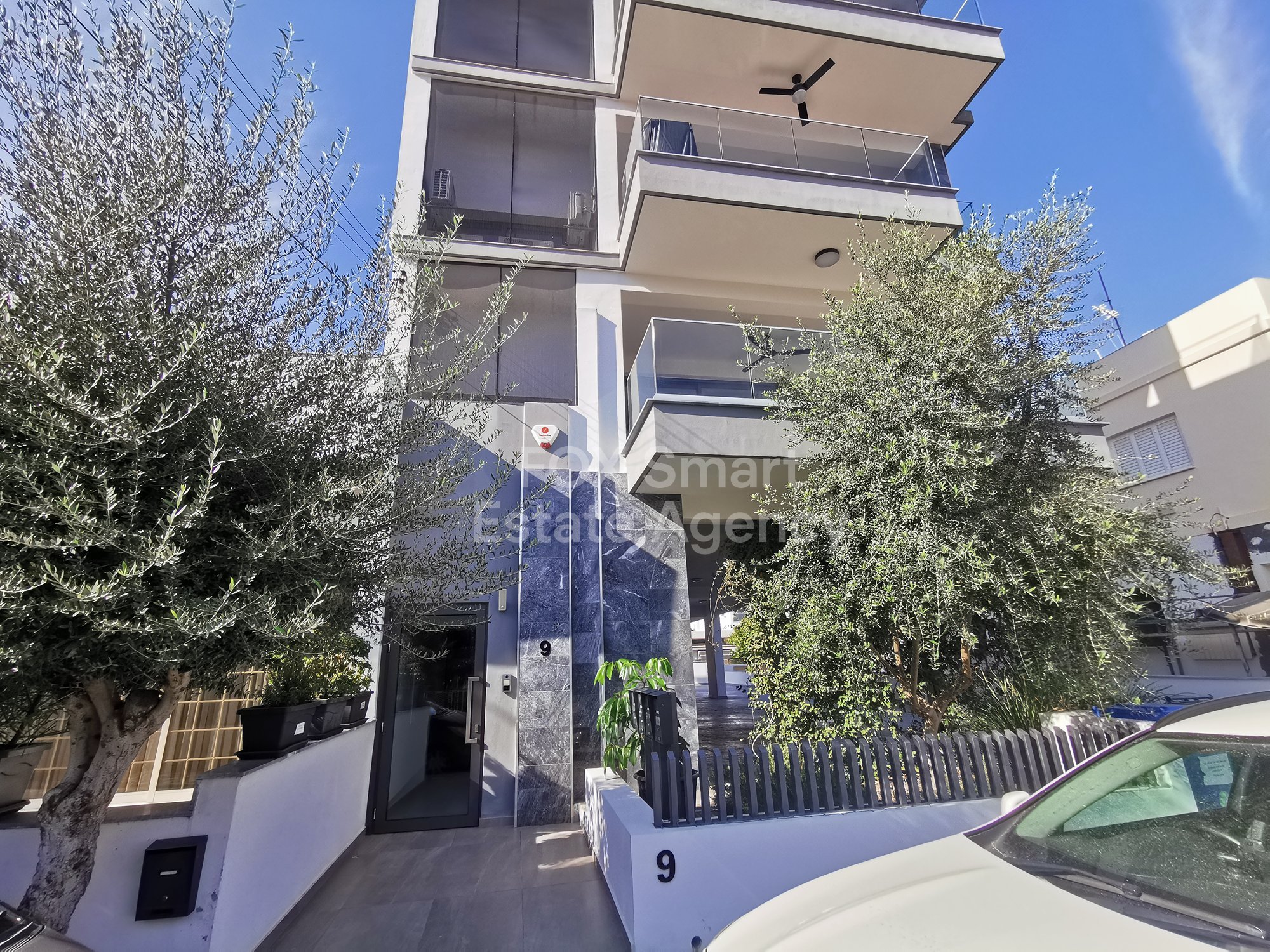 FOR SALE – Modern 3-Bedroom Whole-Floor Apartment | Engomi – Agios Dometios Border